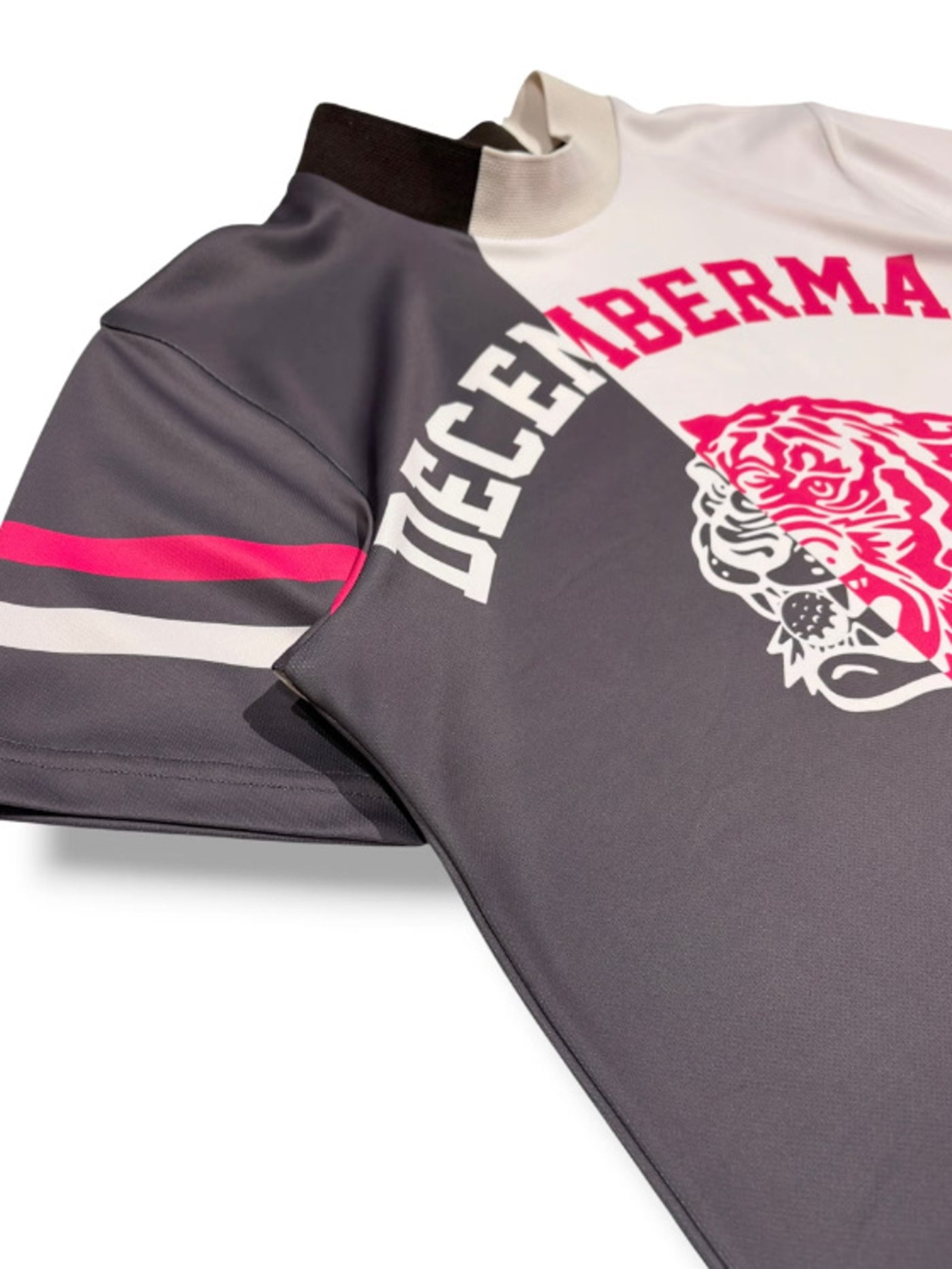 (DECEMBER MAY) Lovers tiger bicolor mock neck / WOMEN  / CHARCOAL