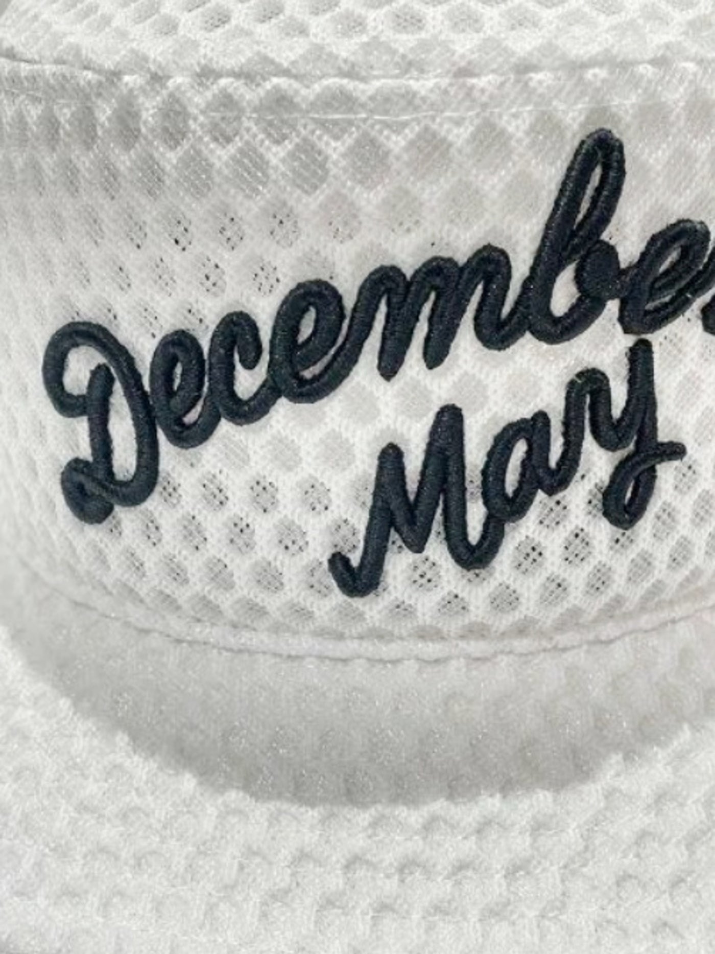 (DECEMBER MAY) Full mesh Bucket hat / UNISEX / WHITE