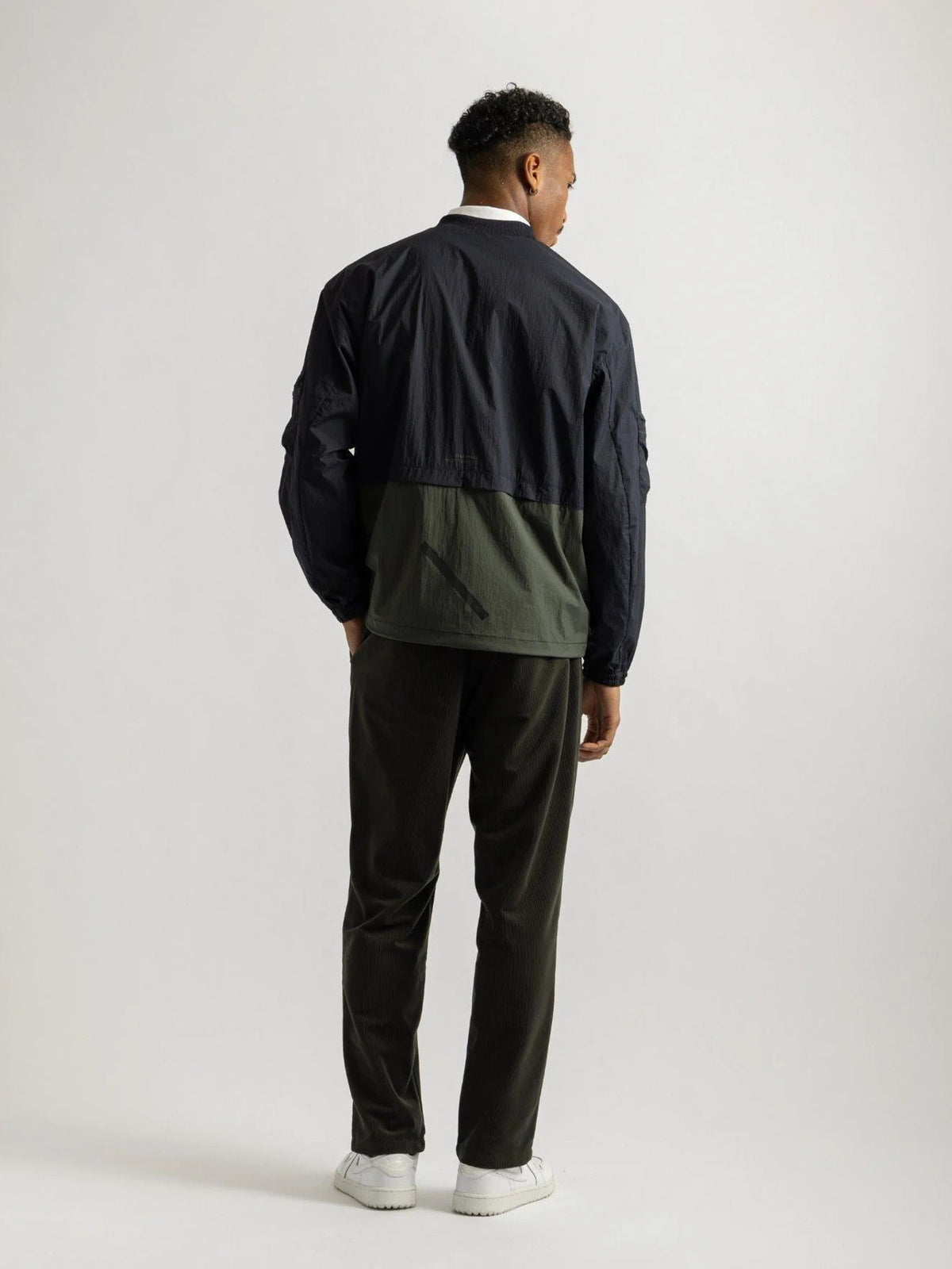 Crispy Nylon Switch Snead Jacket / BROWN