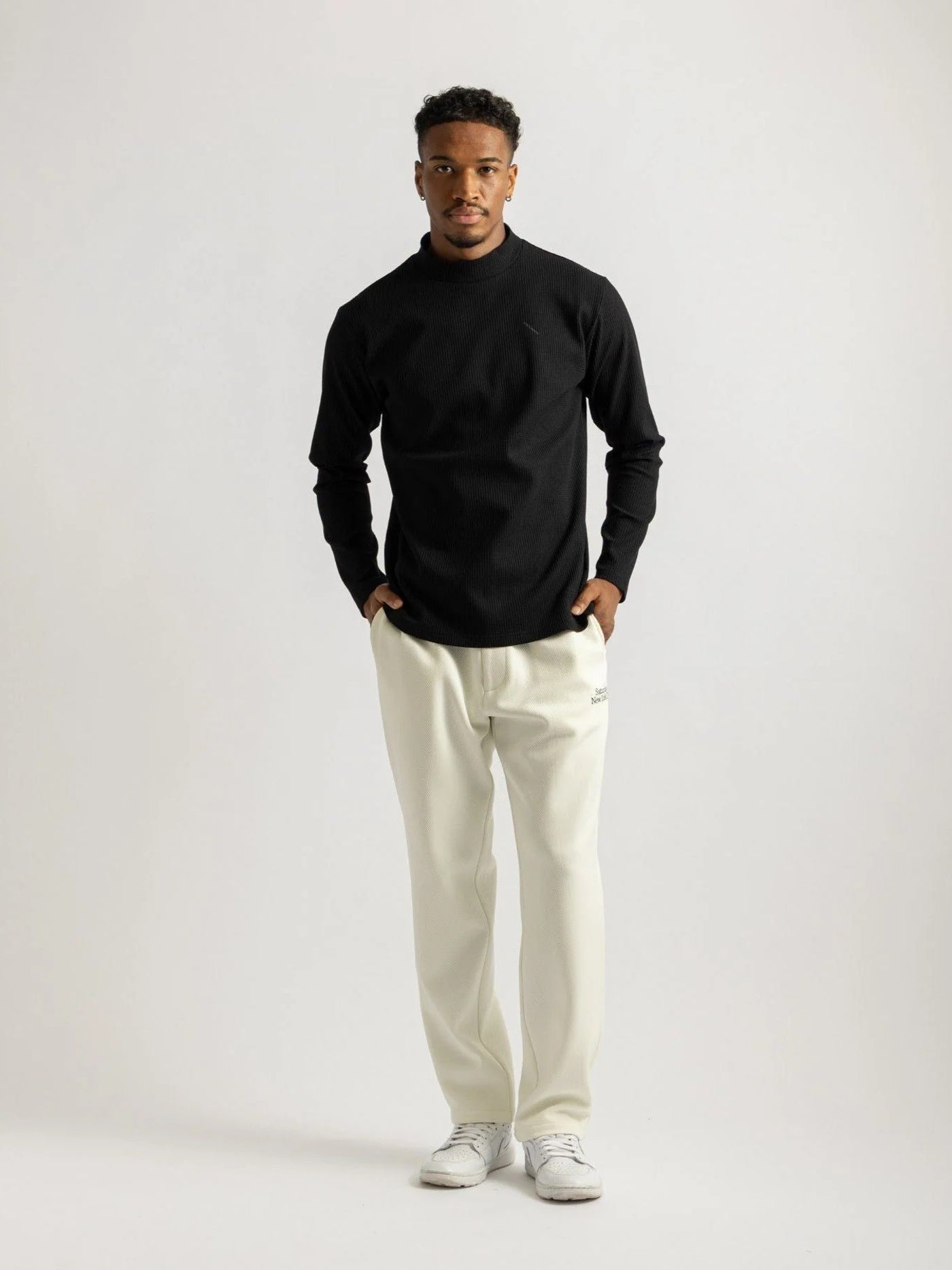 Waffle Mockneck LS / BLACK – ADVANTAGE
