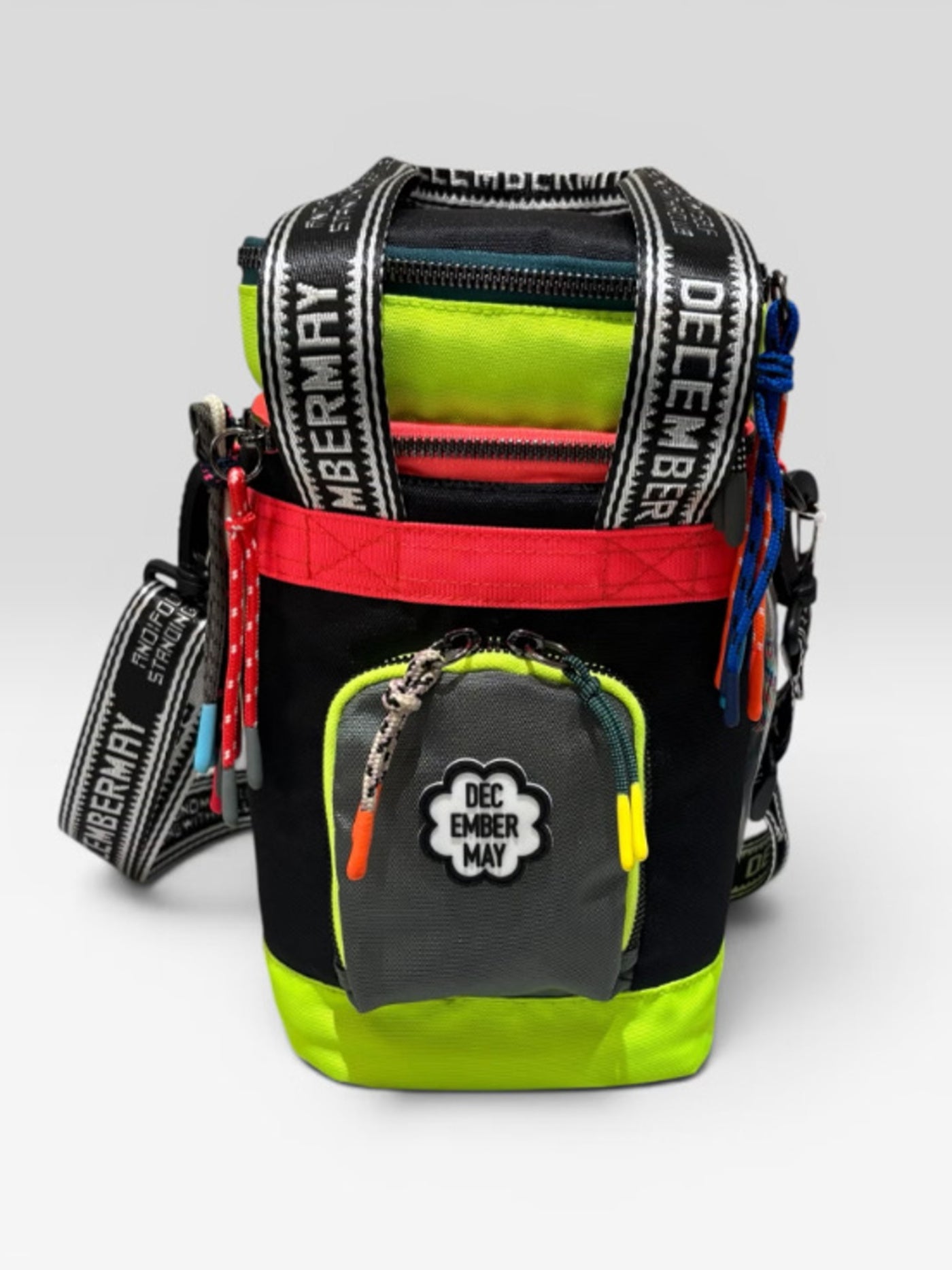 (DECEMBER MAY) Color pattern ice bag/ UNISEX / BLACK
