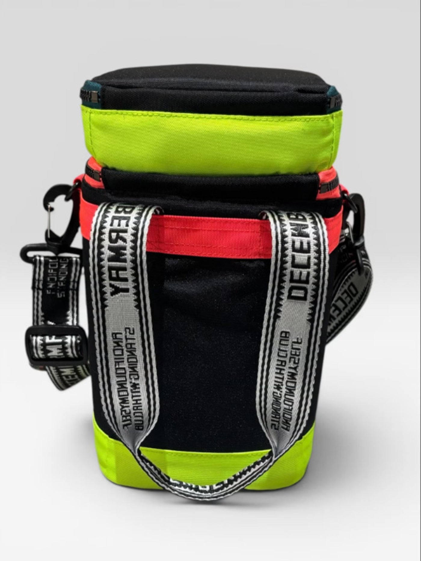 (DECEMBER MAY) Color pattern ice bag/ UNISEX / BLACK
