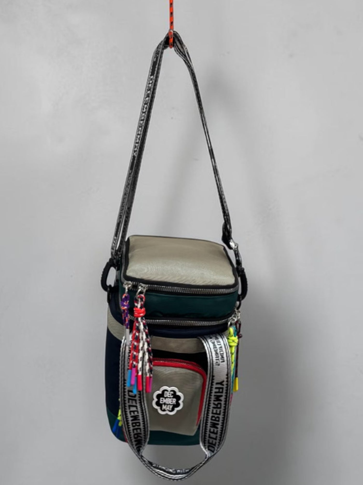 (DECEMBER MAY) Color pattern ice bag/ UNISEX / NAVY