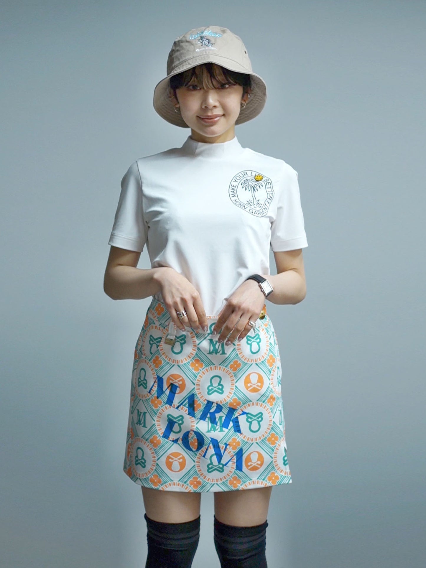 Endless Summer Mock Neck – Tom and Jerry Edition  | WOMEN / WHITE