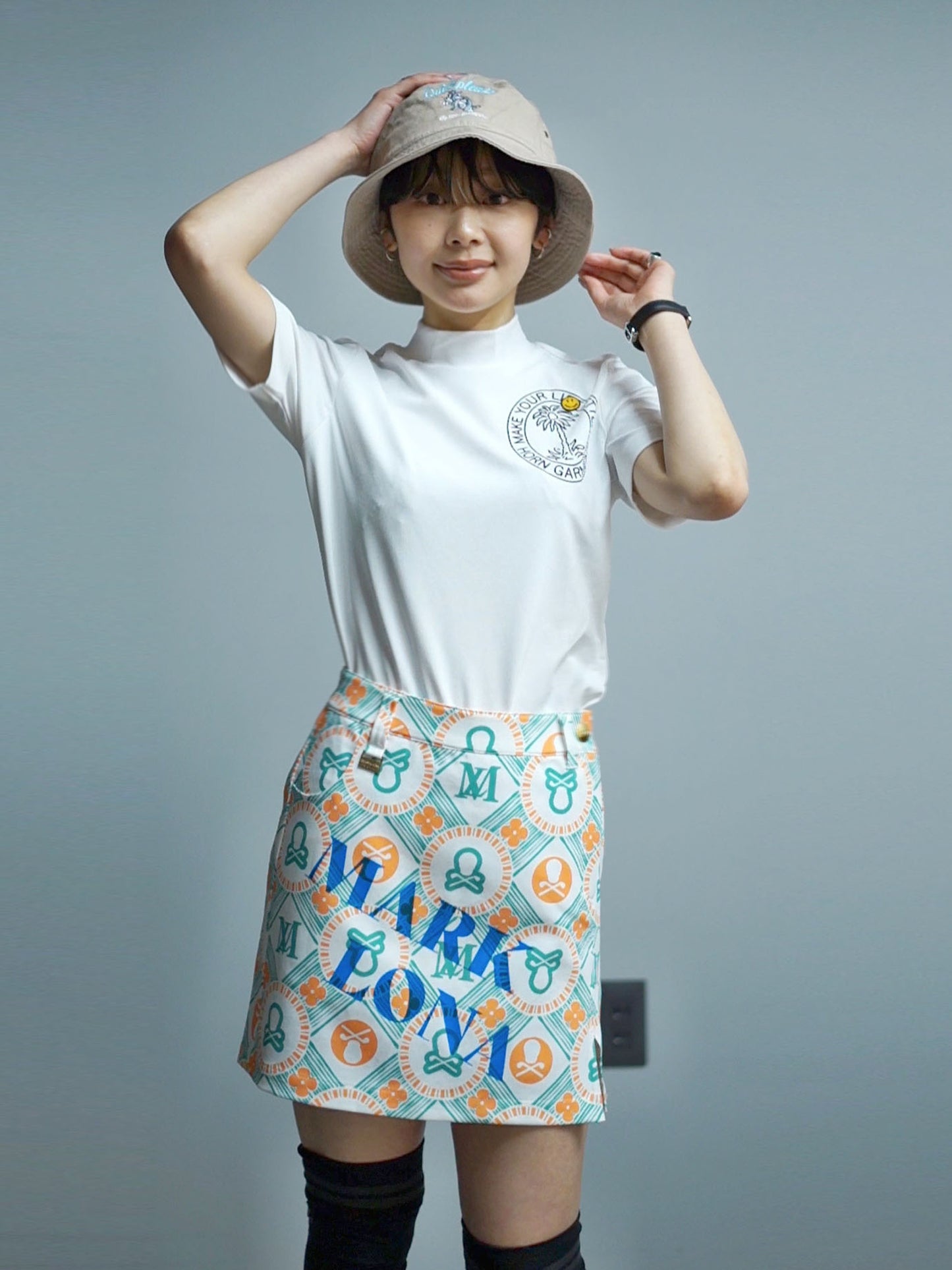 Endless Summer Mock Neck – Tom and Jerry Edition  | WOMEN / WHITE