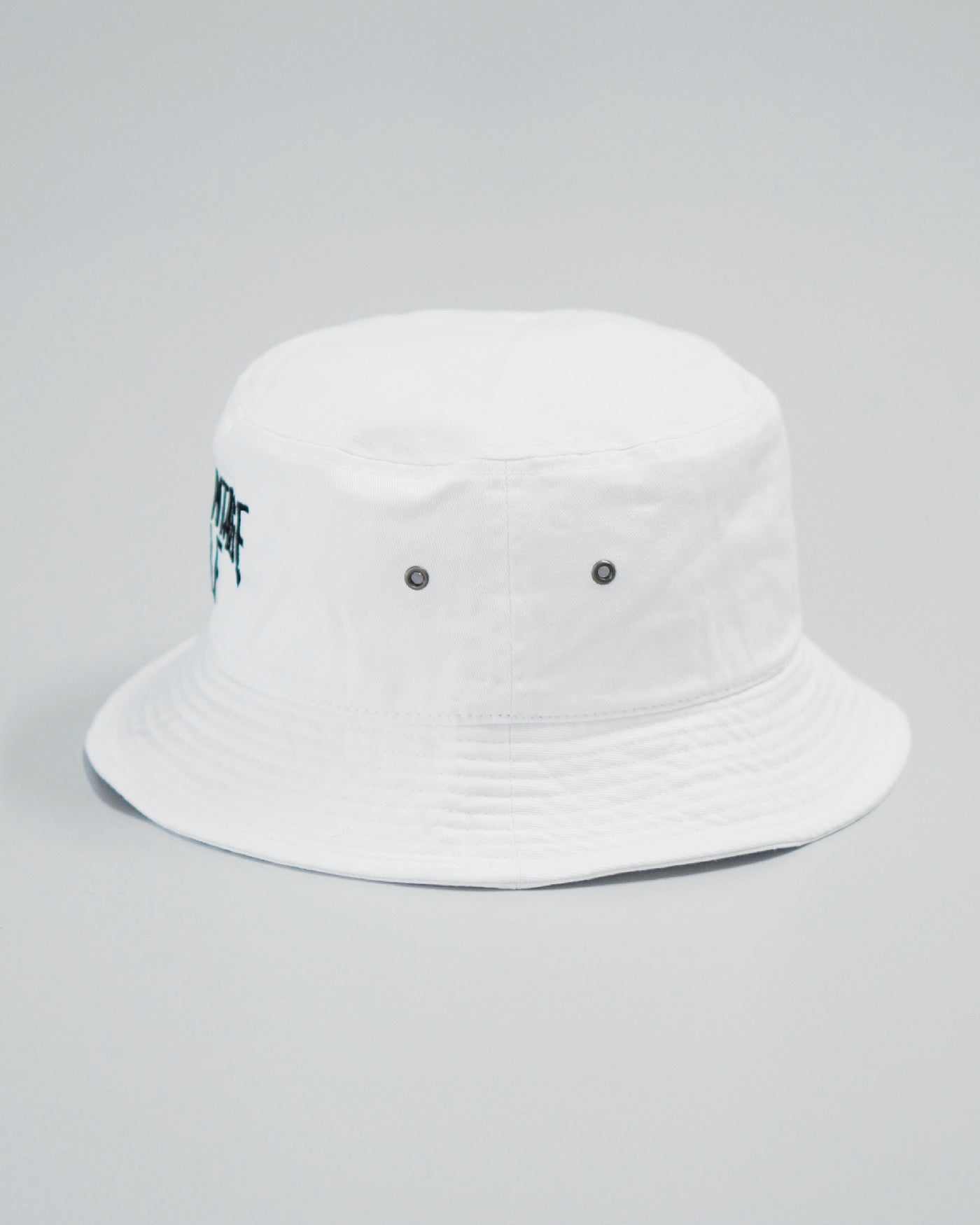 NVG Embroidery Bucket Hat / WHITE