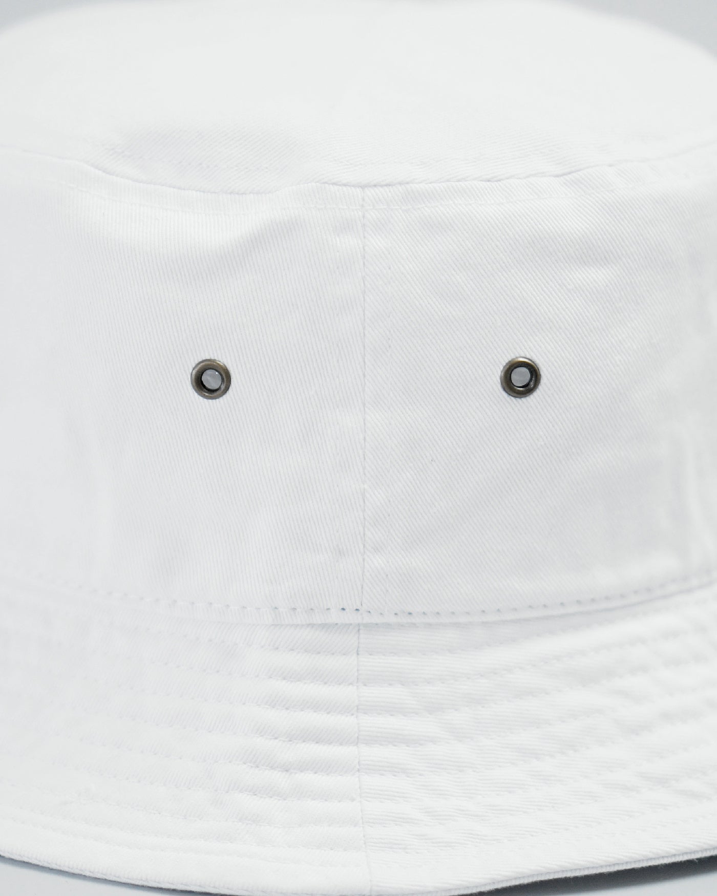 NVG Embroidery Bucket Hat / WHITE