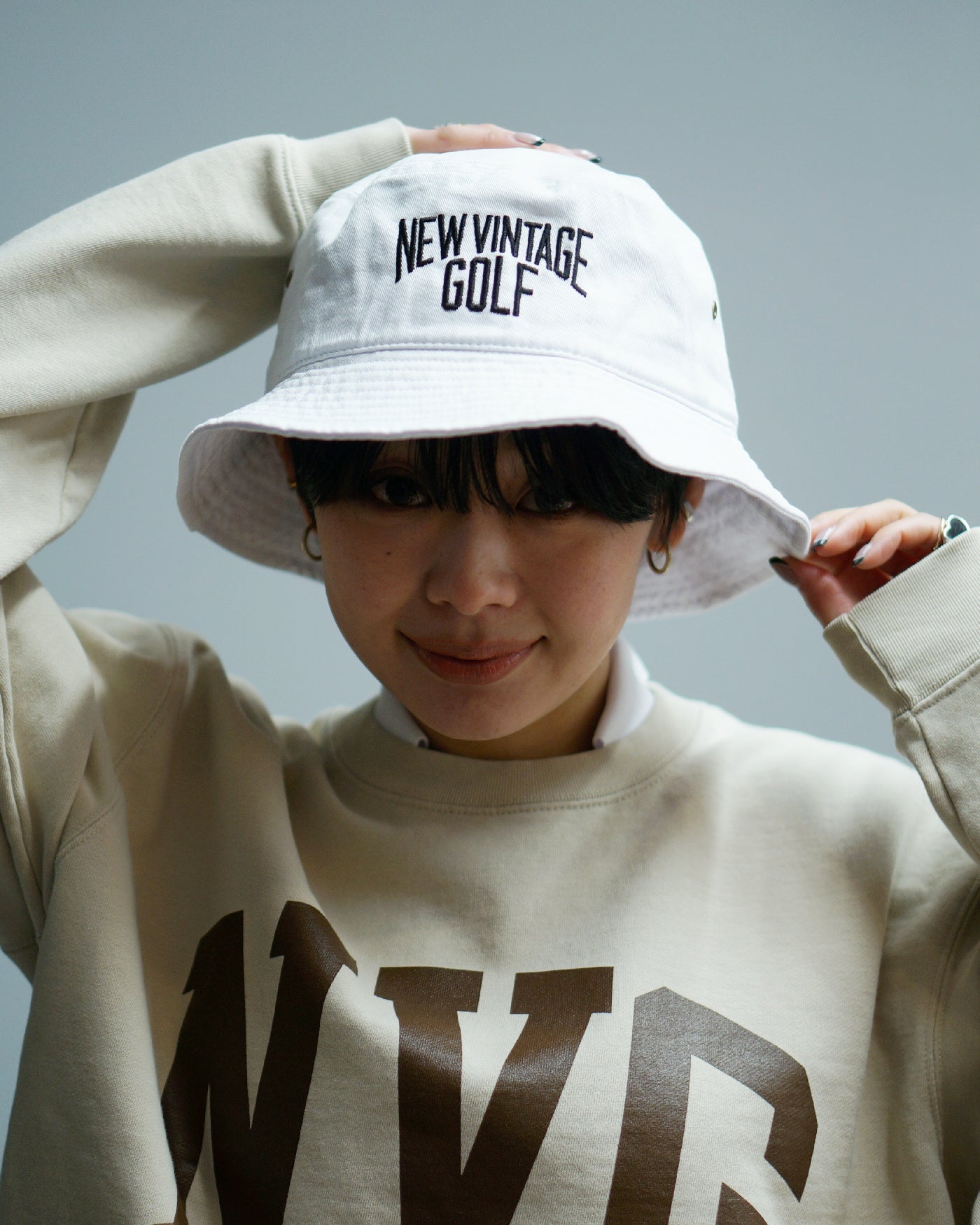 NVG Embroidery Bucket Hat / WHITE