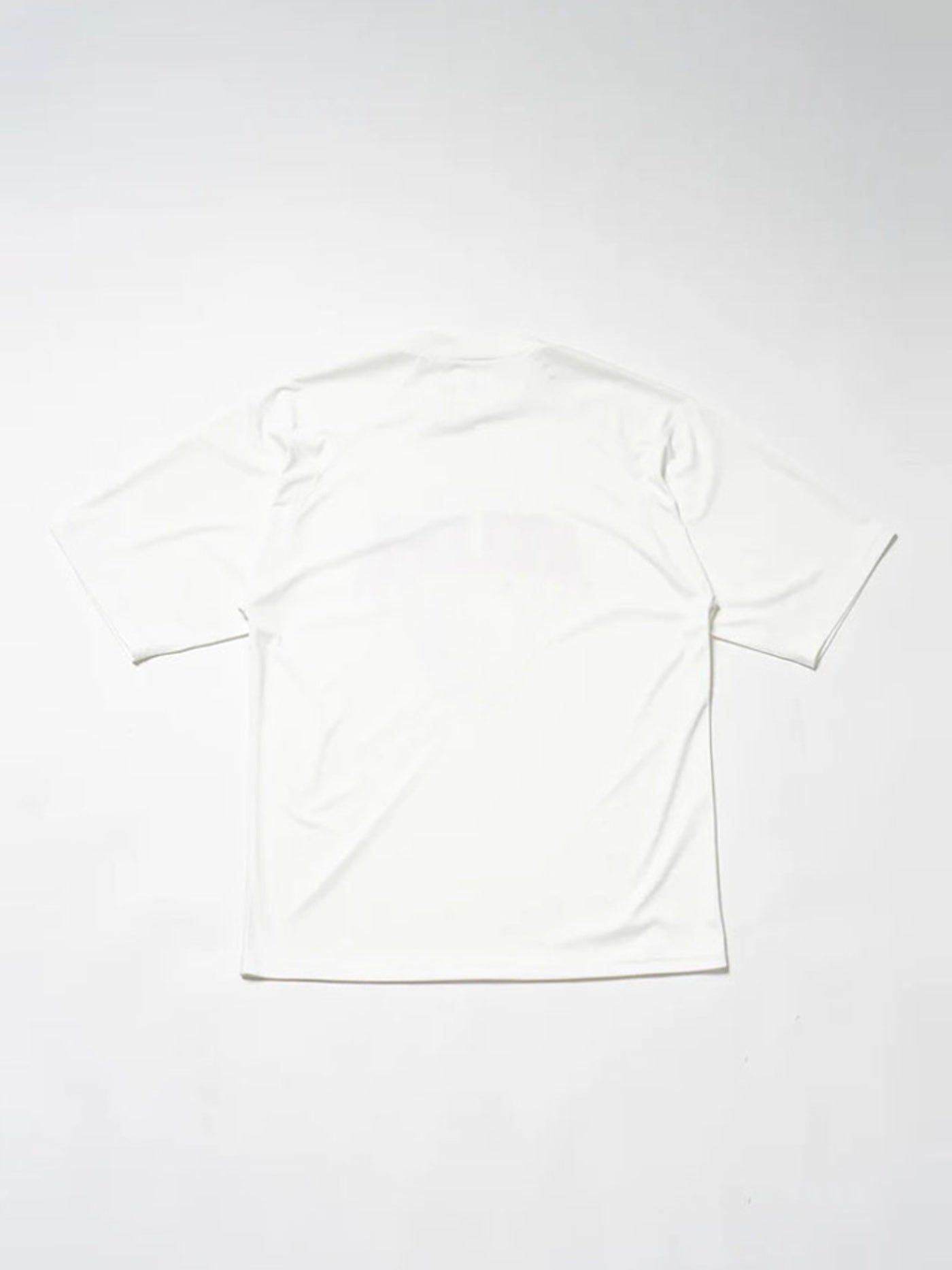 SVKA6001［サルベージパブリックコレパ］パルルモックネックS/S（TEAM KOLEPA) / WHITE