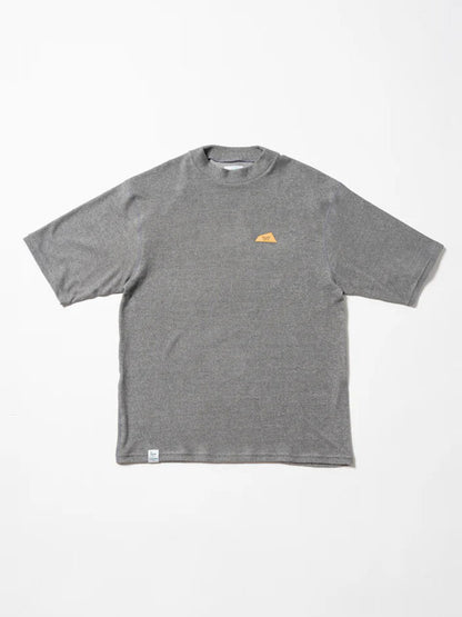 SVKS6018［サルベージパブリックコレパ］3.6パイルモックネック S/S（DH Leather patch）/ GREY