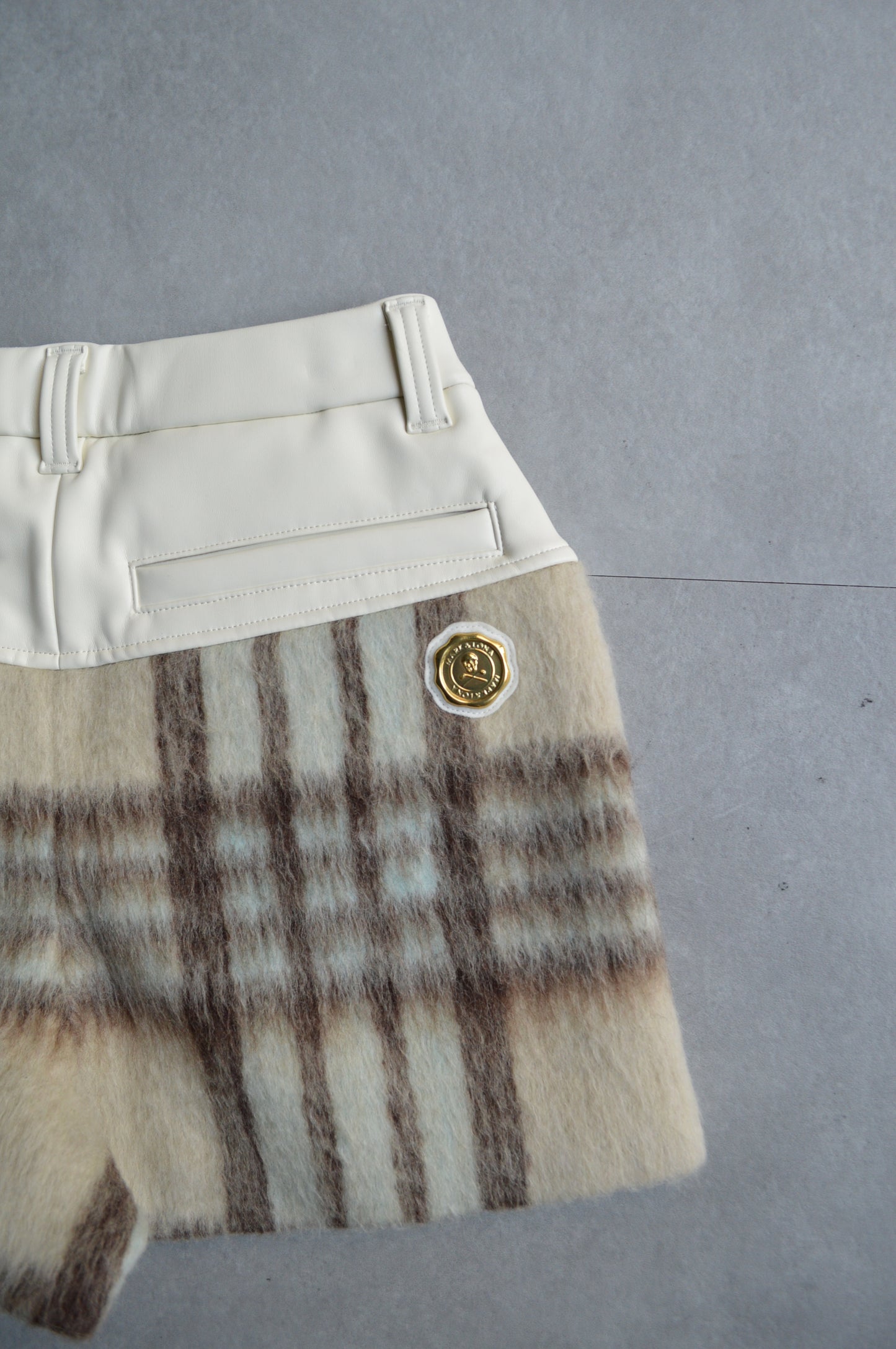 Shaggy Hybrid Shorts | WOMEN / OFF.WHITE