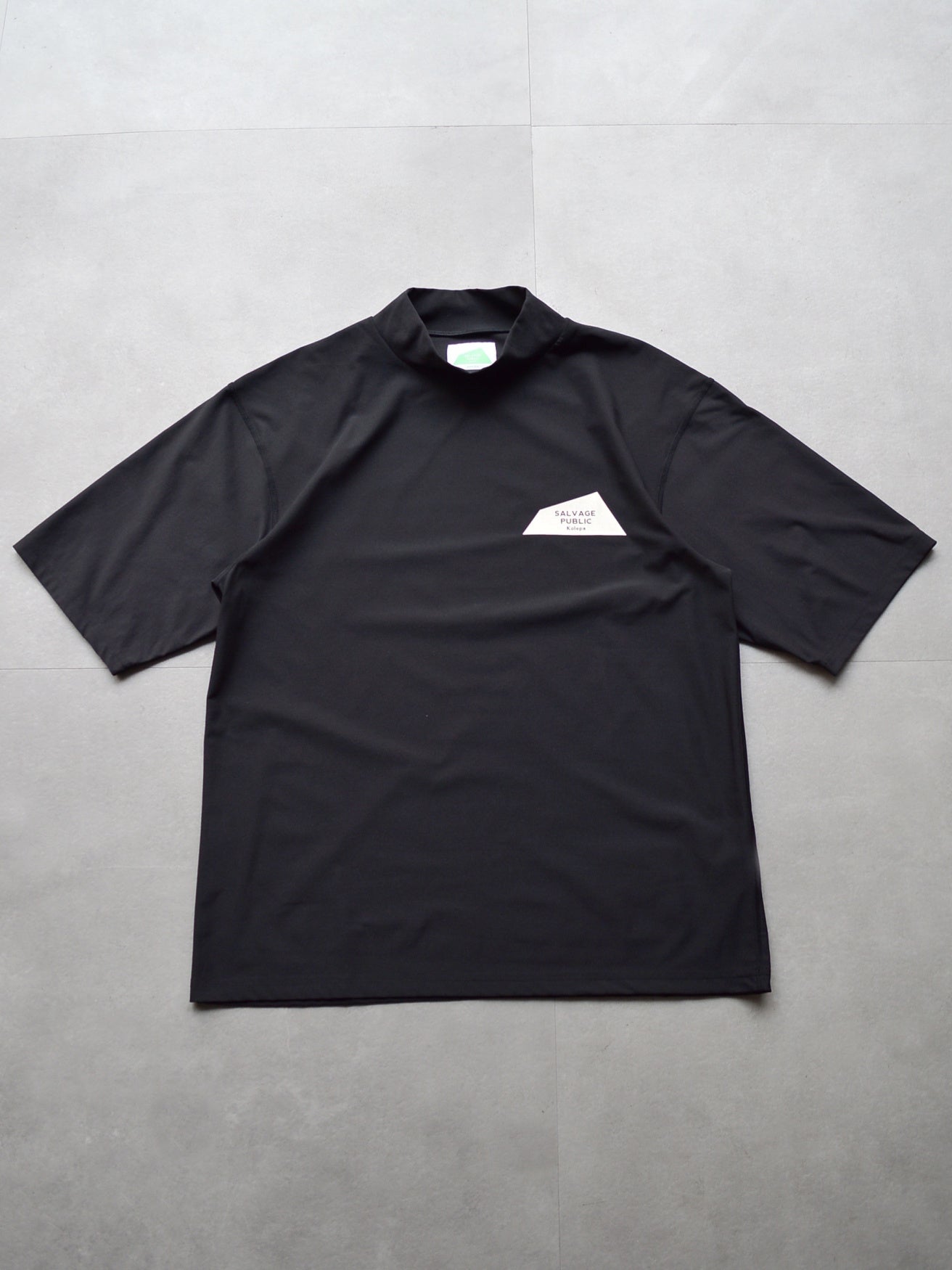 SVKS5032［サルベージパブリックコレパ］SURF モックネック S/S (EXELLENCE) / BLACK
