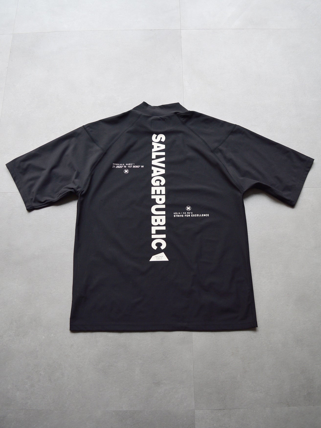 SVKS5032［サルベージパブリックコレパ］SURF モックネック S/S (EXELLENCE) / BLACK