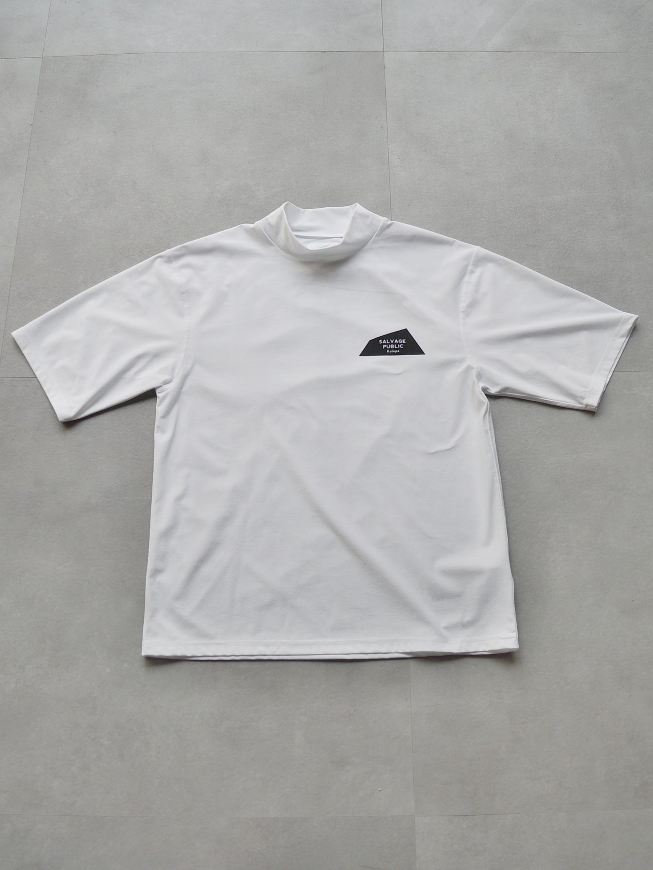 SVKS5032［サルベージパブリックコレパ］SURF モックネック S/S (EXELLENCE) / WHITE