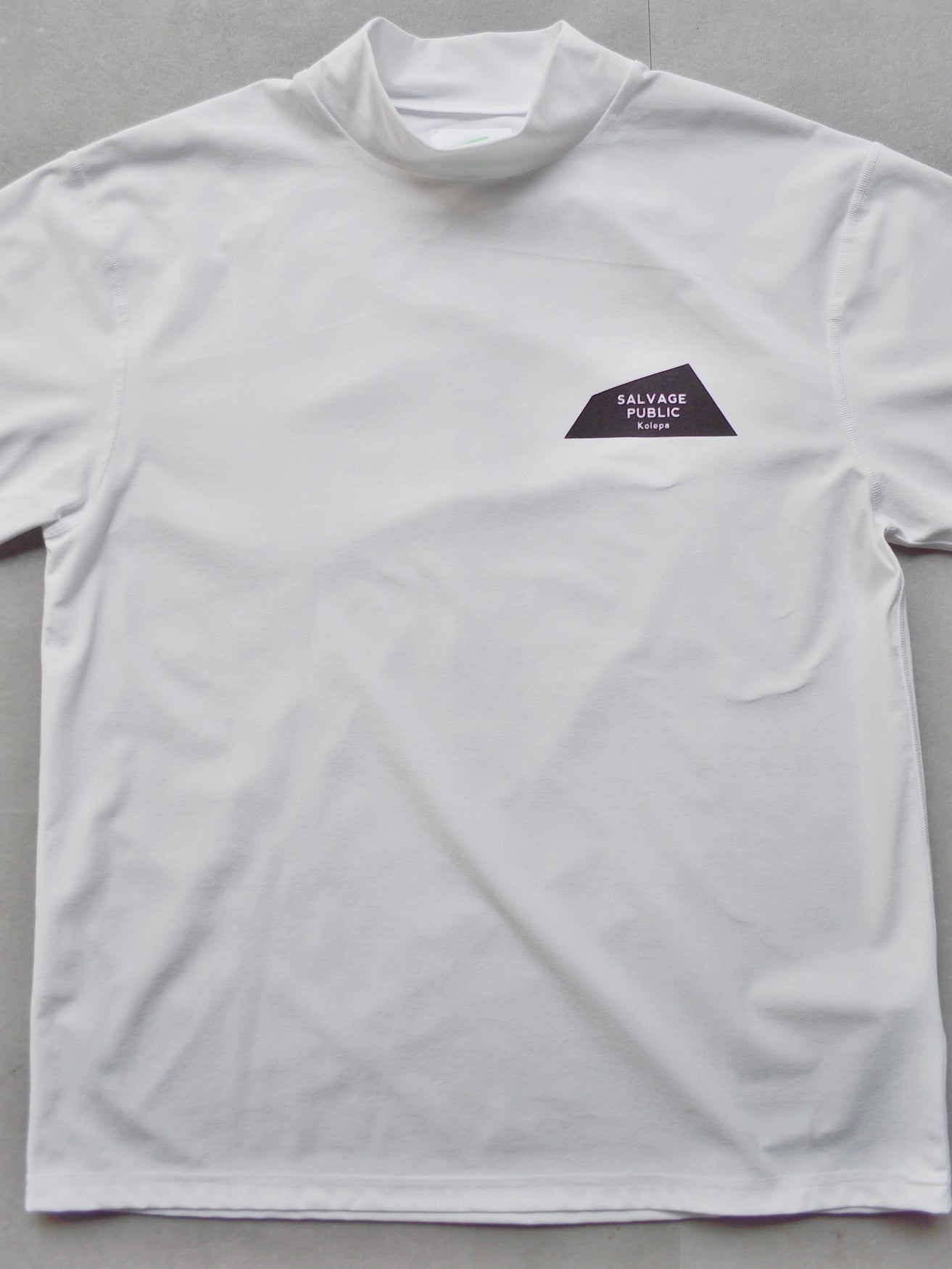 SVKS5032［サルベージパブリックコレパ］SURF モックネック S/S (EXELLENCE) / WHITE