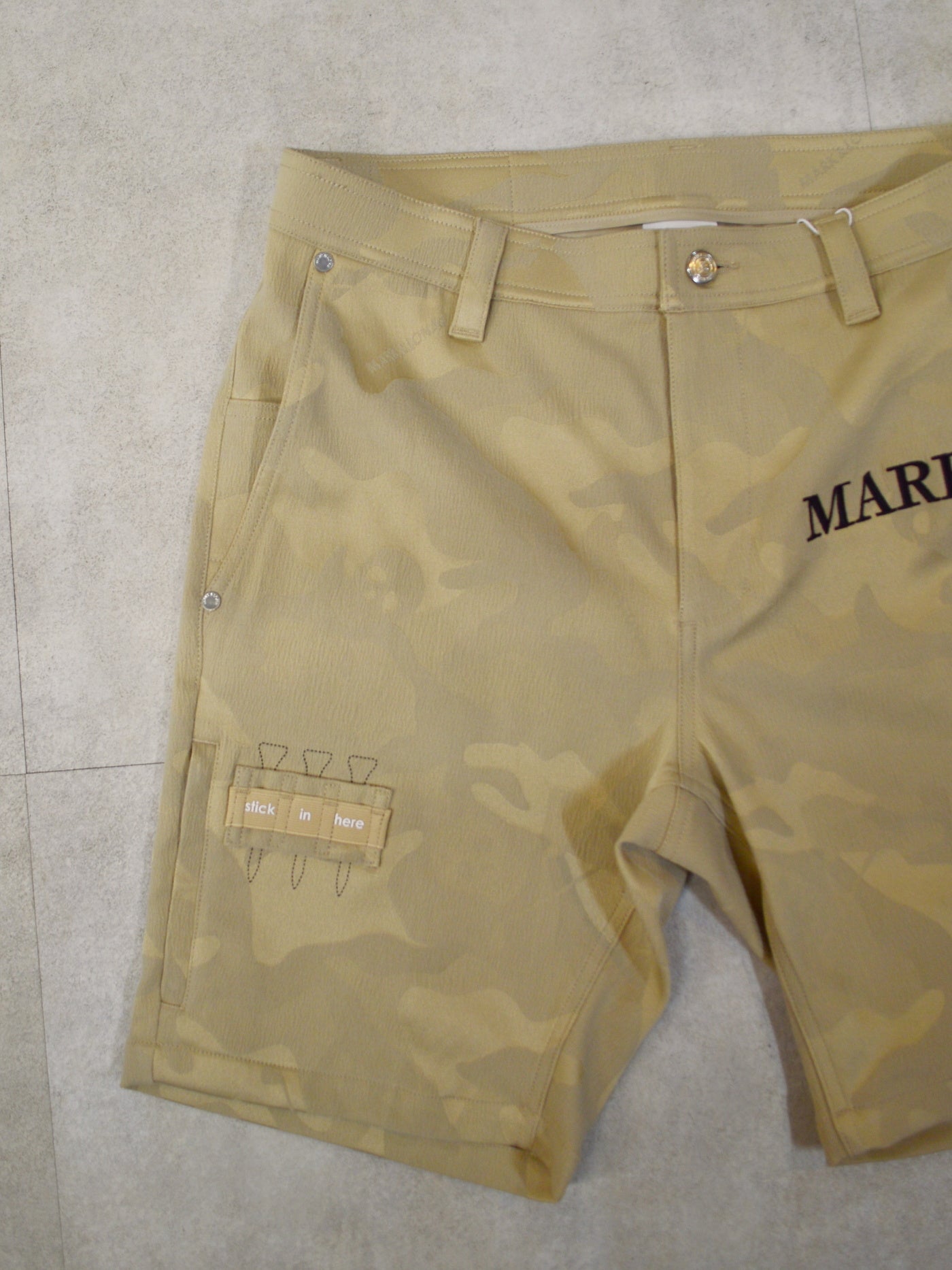 Gauge Utility Camo Jacquard Shorts | MEN / BEIGE
