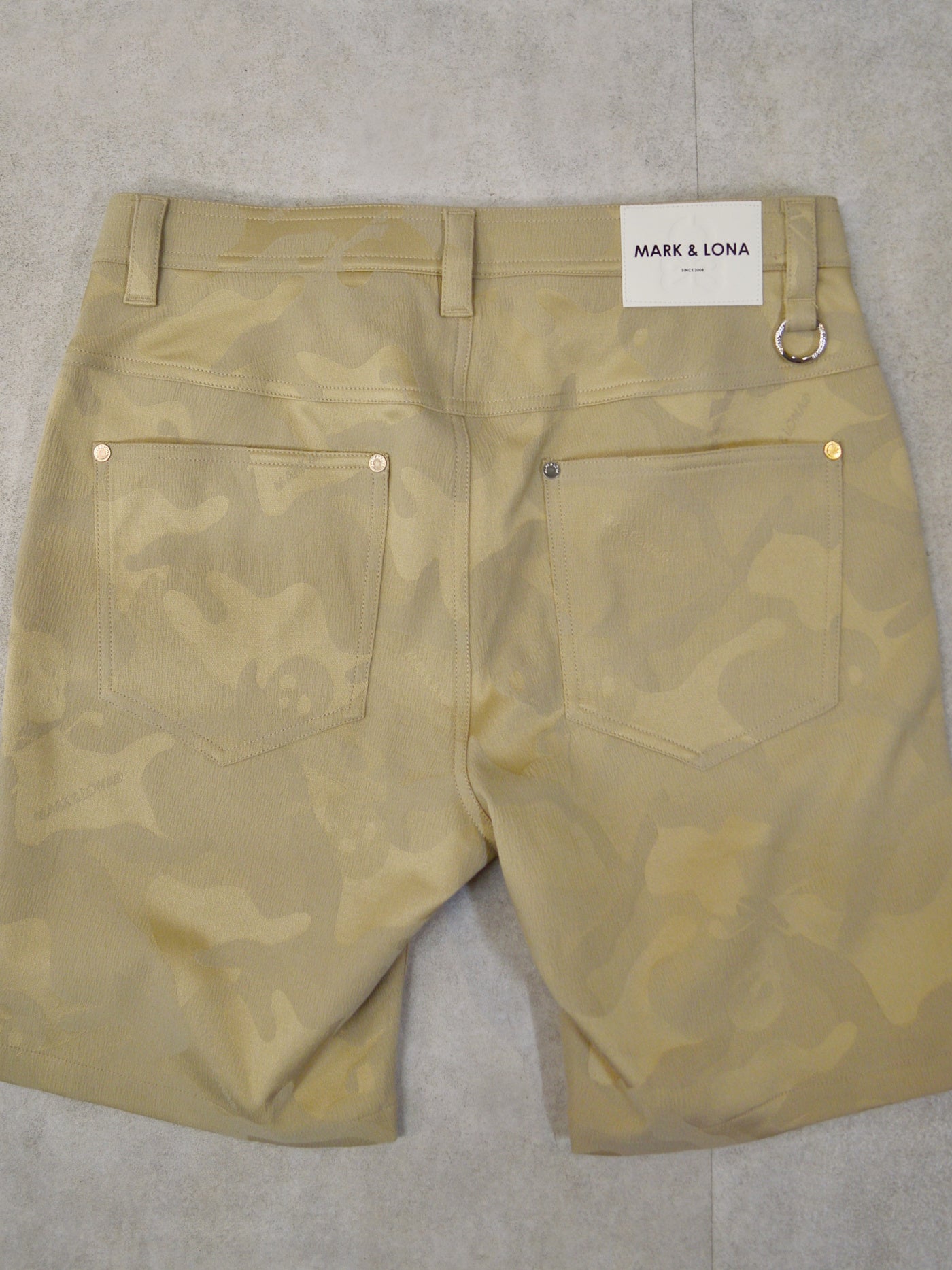 Gauge Utility Camo Jacquard Shorts | MEN / BEIGE