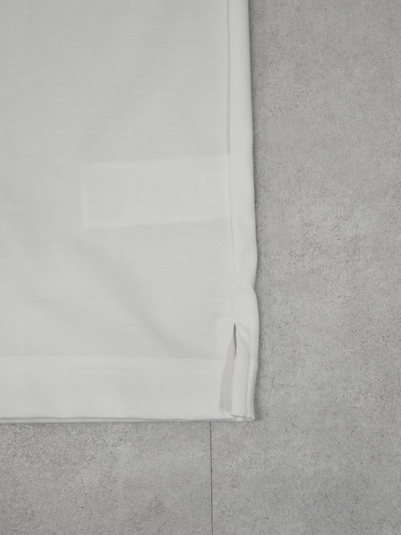 Blur Sign Spectrum Performance Mock | MEN / WHITE