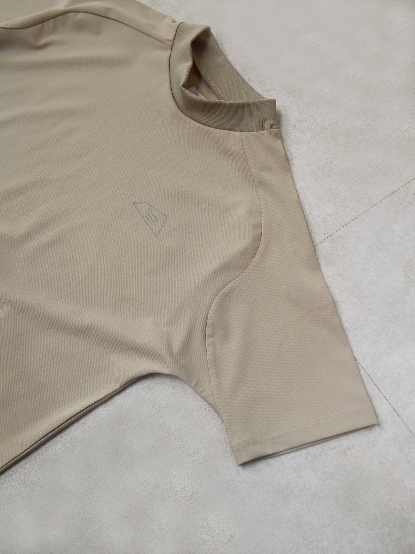 SVKS6012［サルベージパブリックコレパ］アロヘアモックネック S/S(LOCAL GOLFERS UNION) / BEIGE