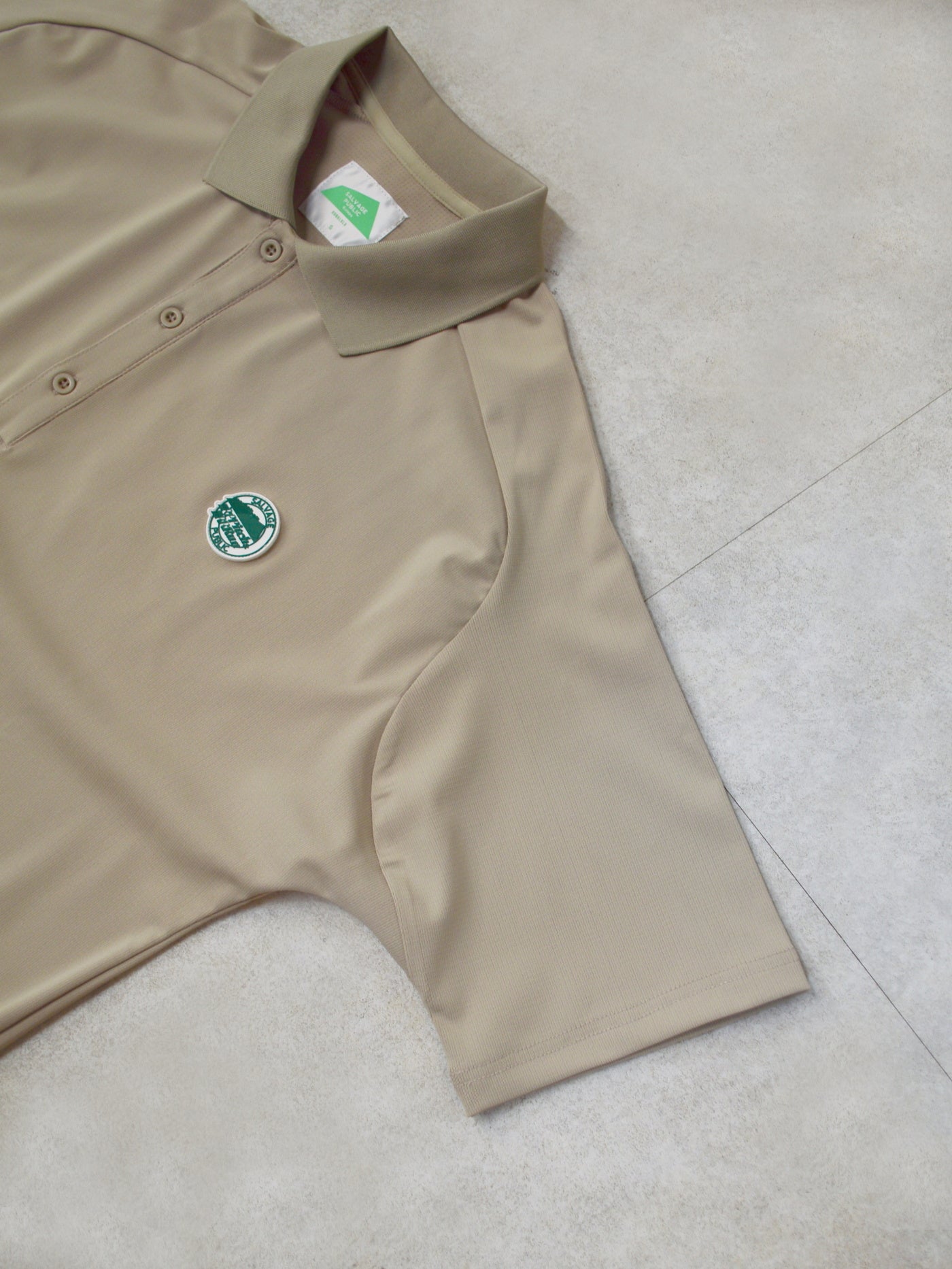 SVKS6011［サルベージパブリックコレパ］アロヘアテックポロ S/S (Pitch＆Run) / BEIGE