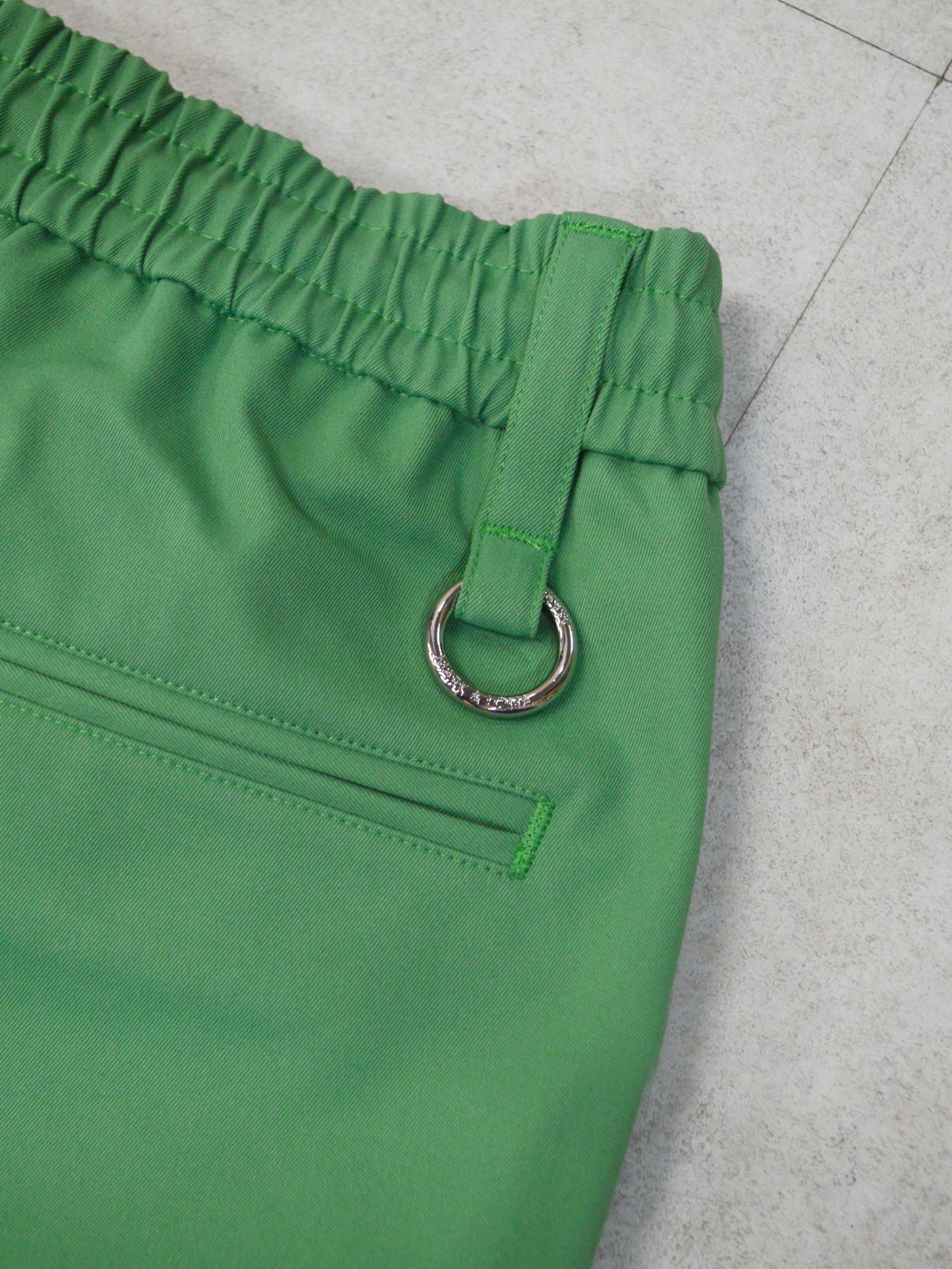 Quadra Performance Twill Golf Shorts | MEN / GREEN