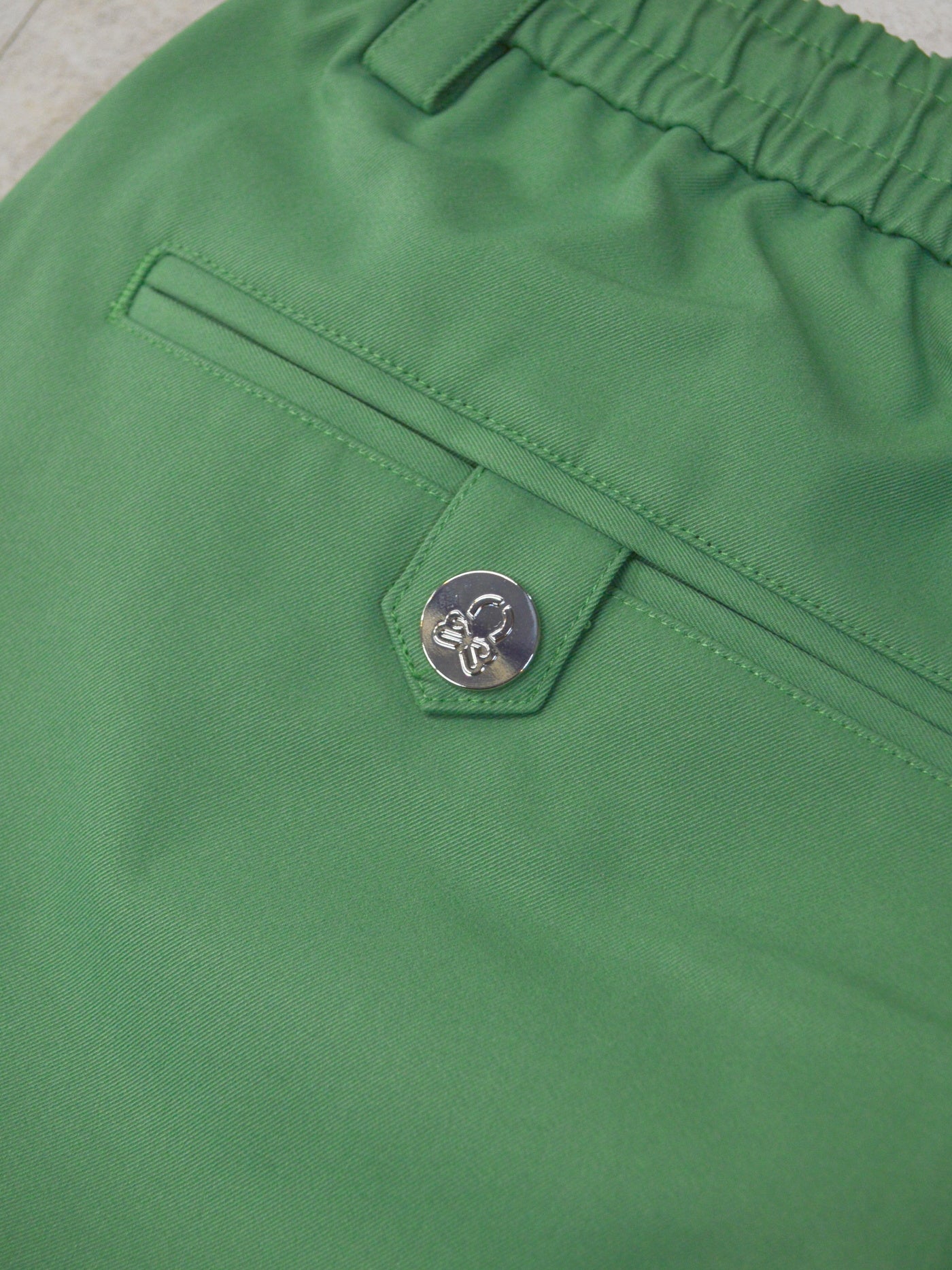 Quadra Performance Twill Golf Shorts | MEN / GREEN
