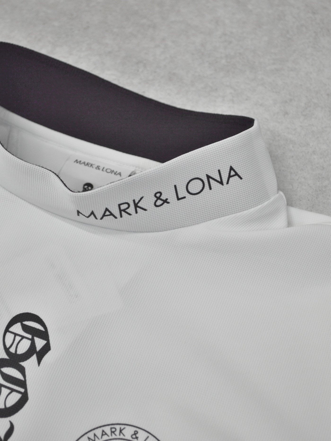 Croce Waffle Mock Neck Tee | MEN / WHITE