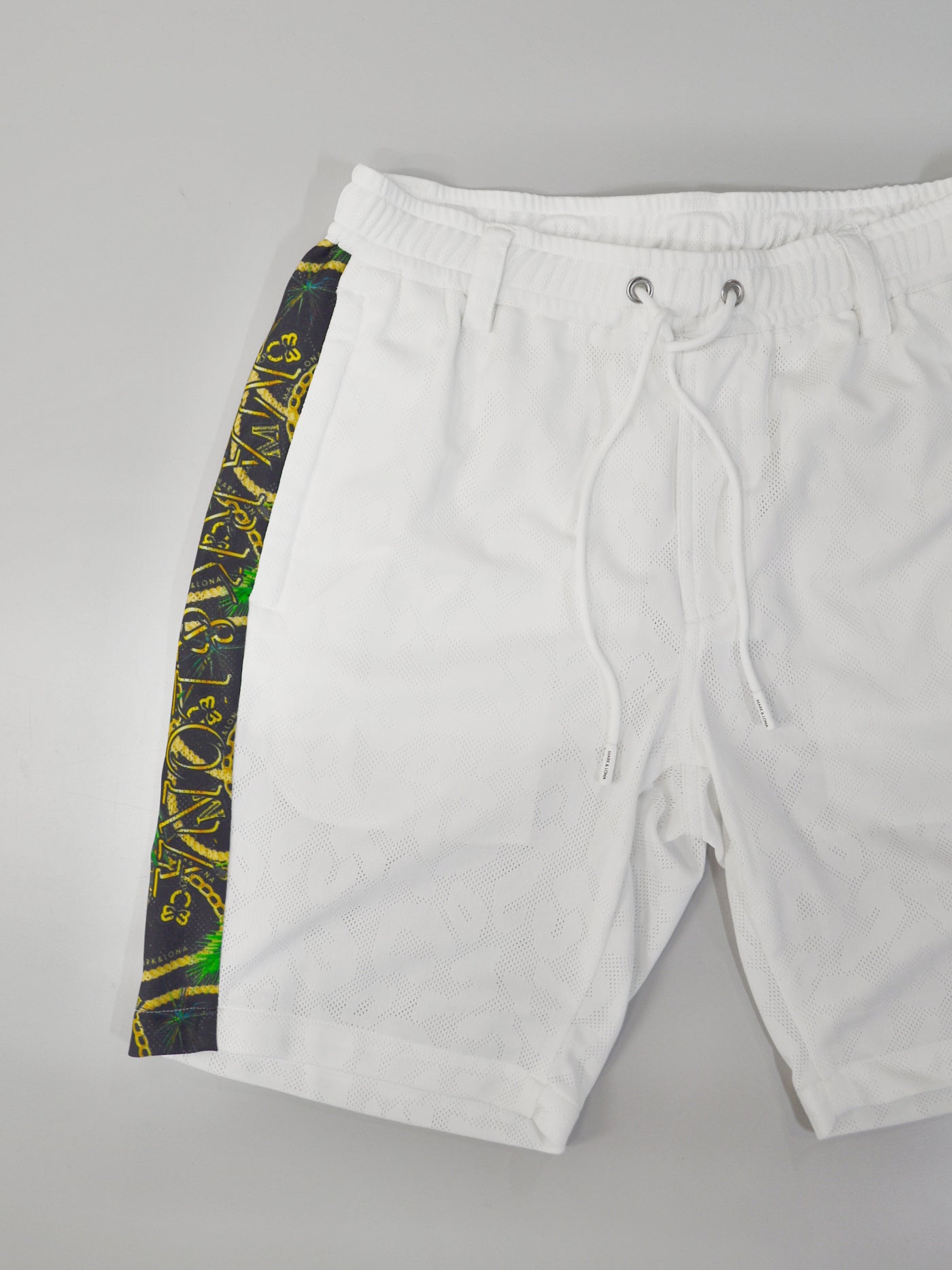 Pantera Air Mesh Shorts | MEN / WHITE