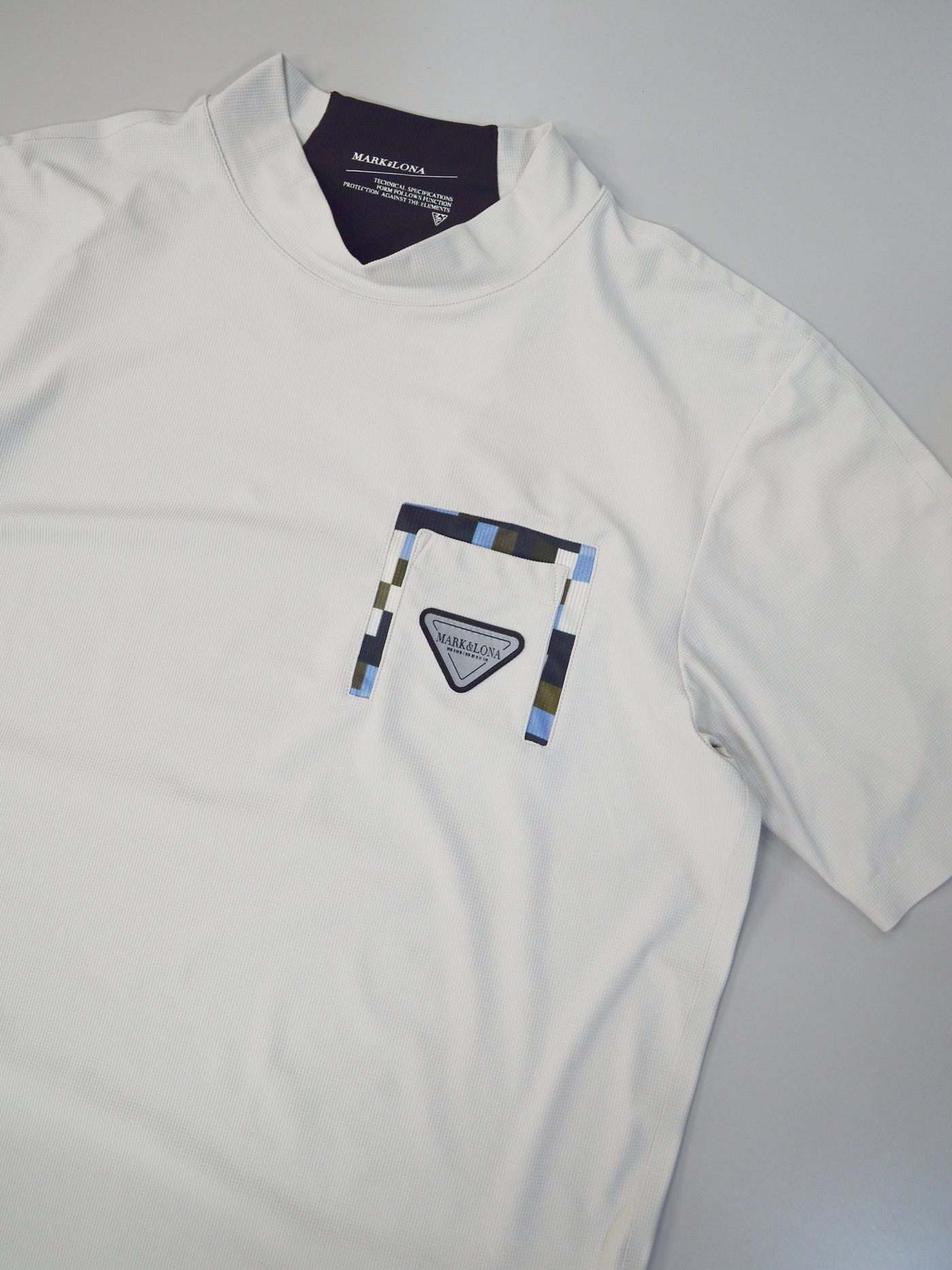 DCMT | MEN / LT.GREY