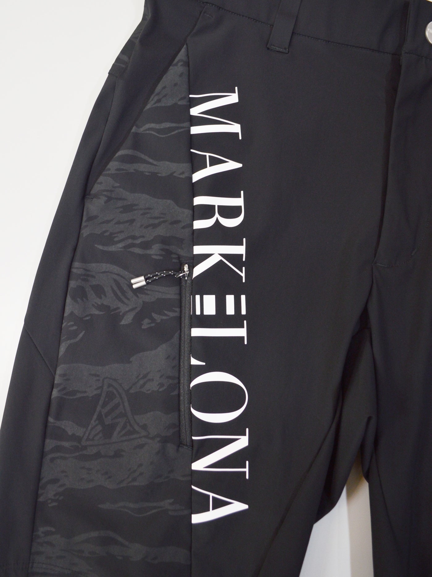 TCST | MEN / BLACK