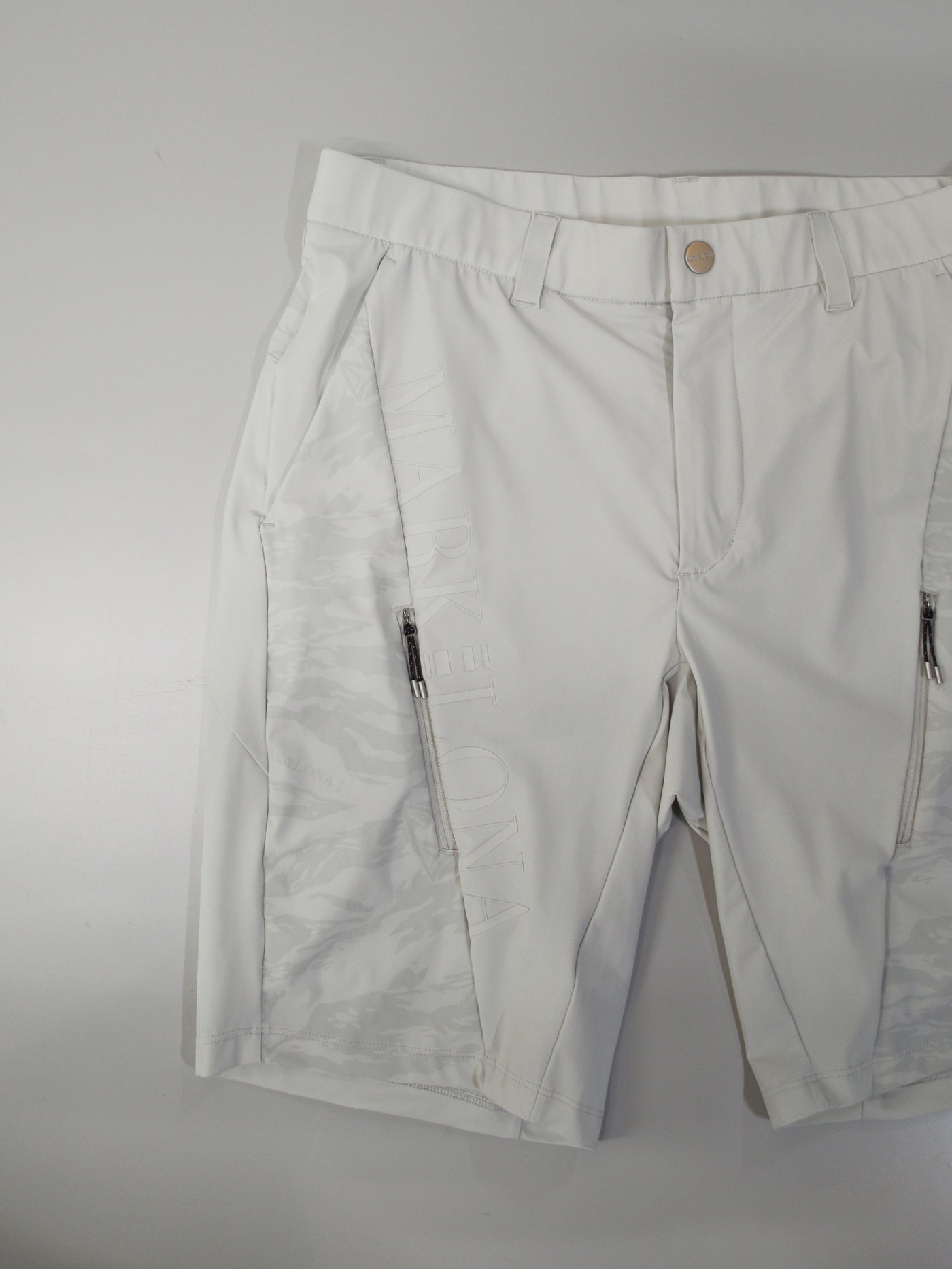TCST | MEN / LT.GREY
