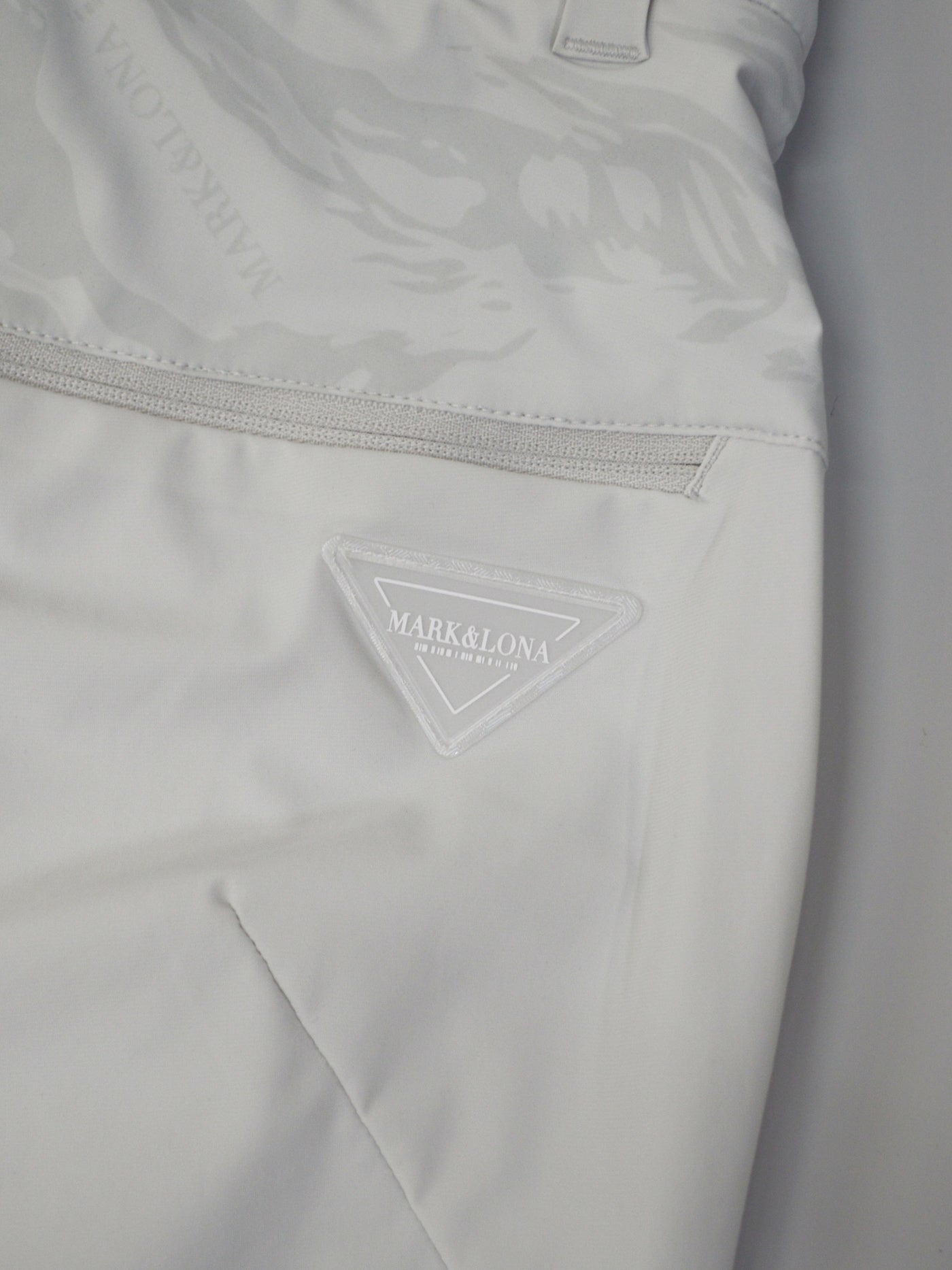 TCST | MEN / LT.GREY