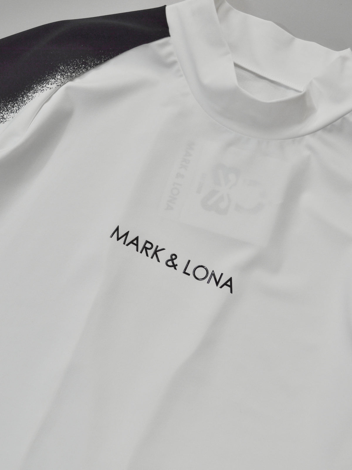 Vanguard Panel Mock Neck | MEN / WHITE