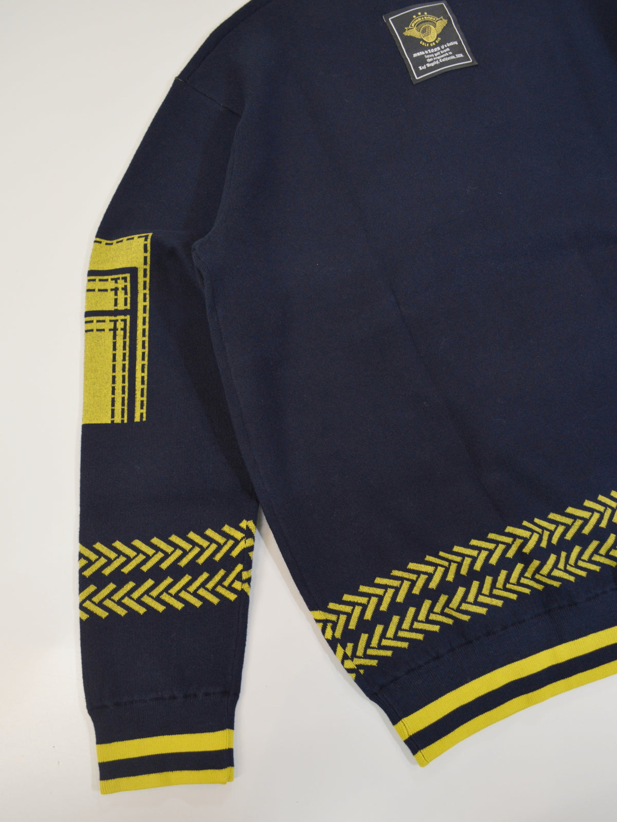 Triumph Cashmere Blend Knit | MEN / NAVY