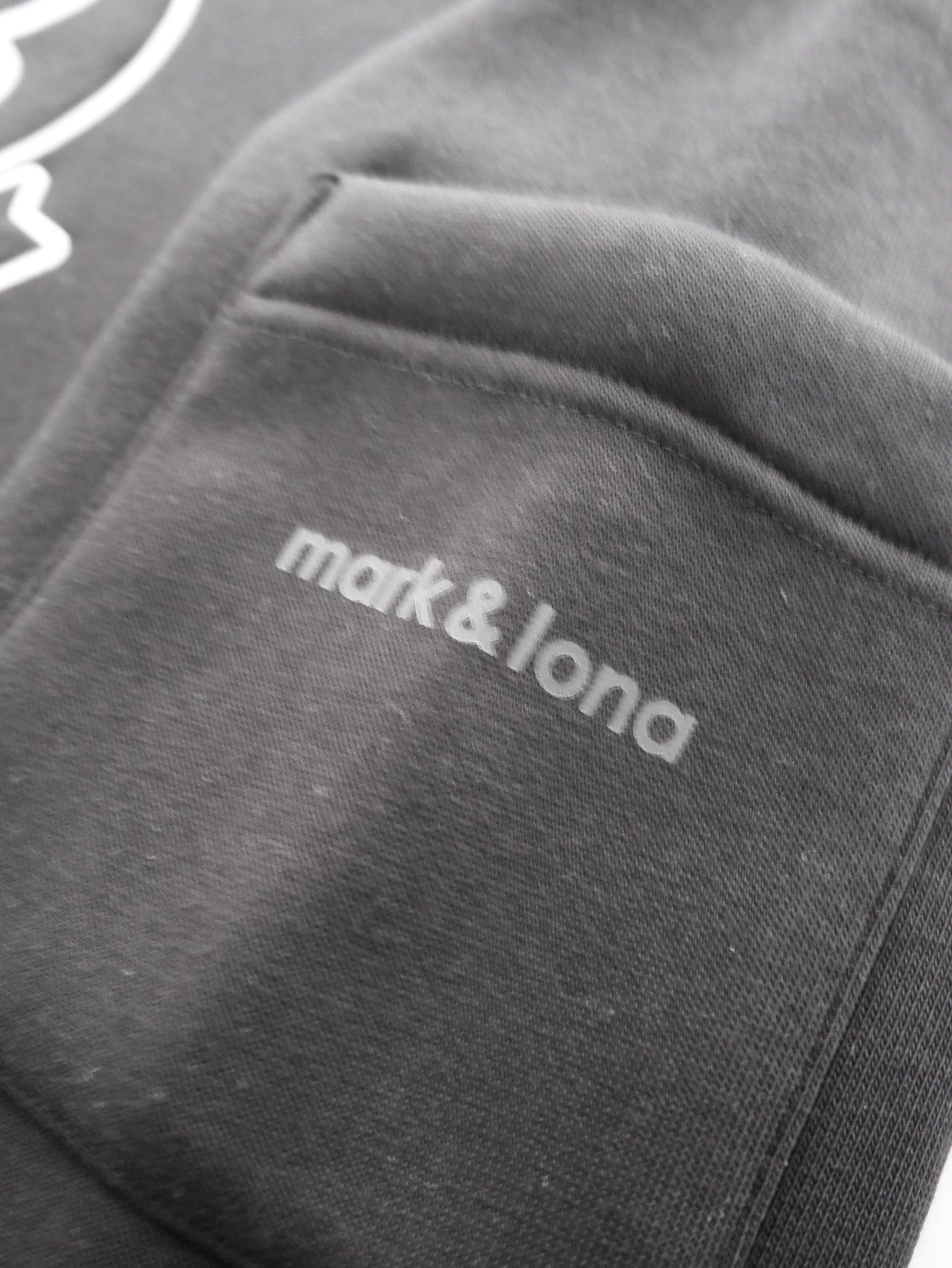 Pullover | MEN / BLACK