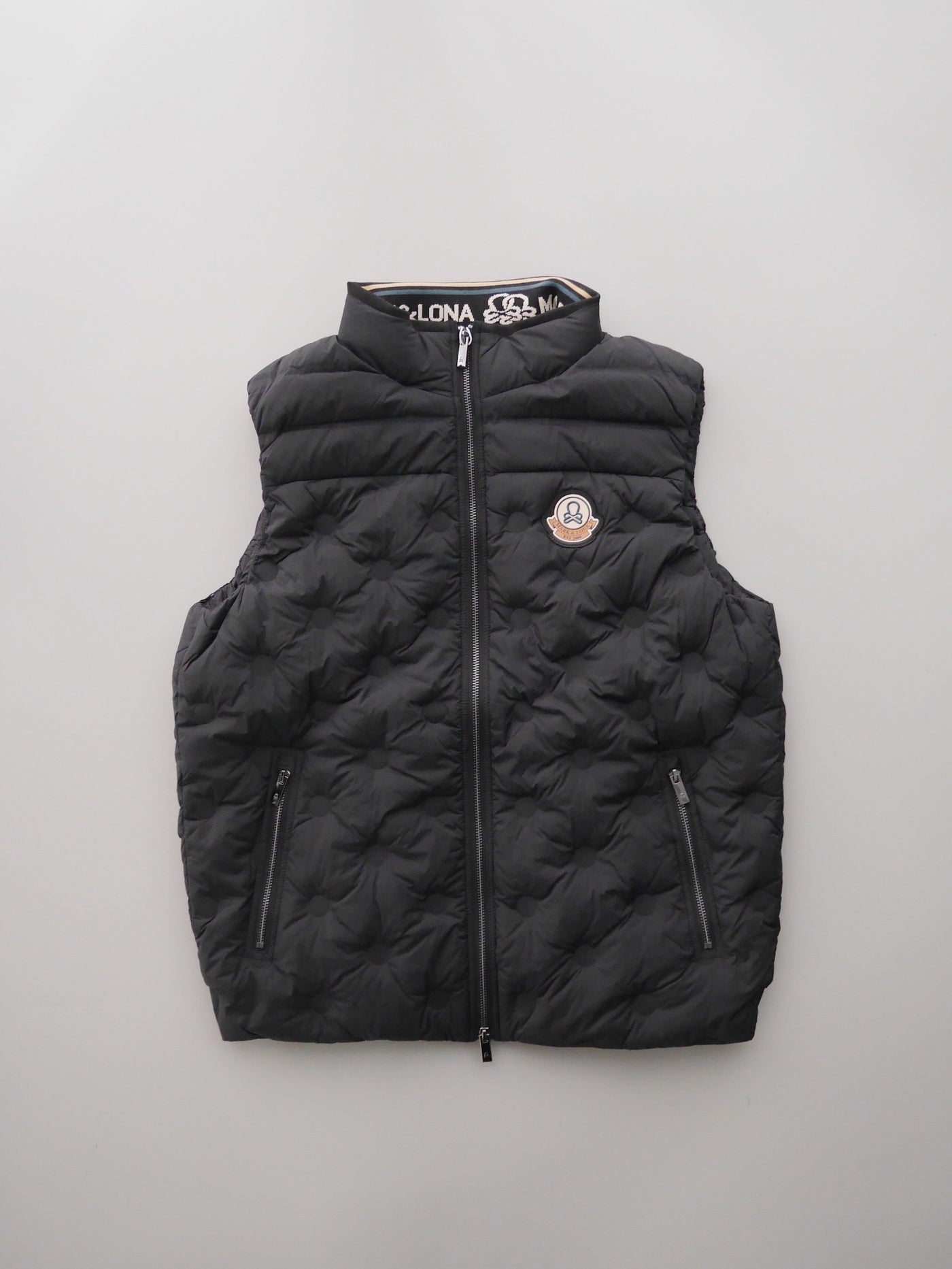 Synk Seamless Down Vest   | MEN / BLACK