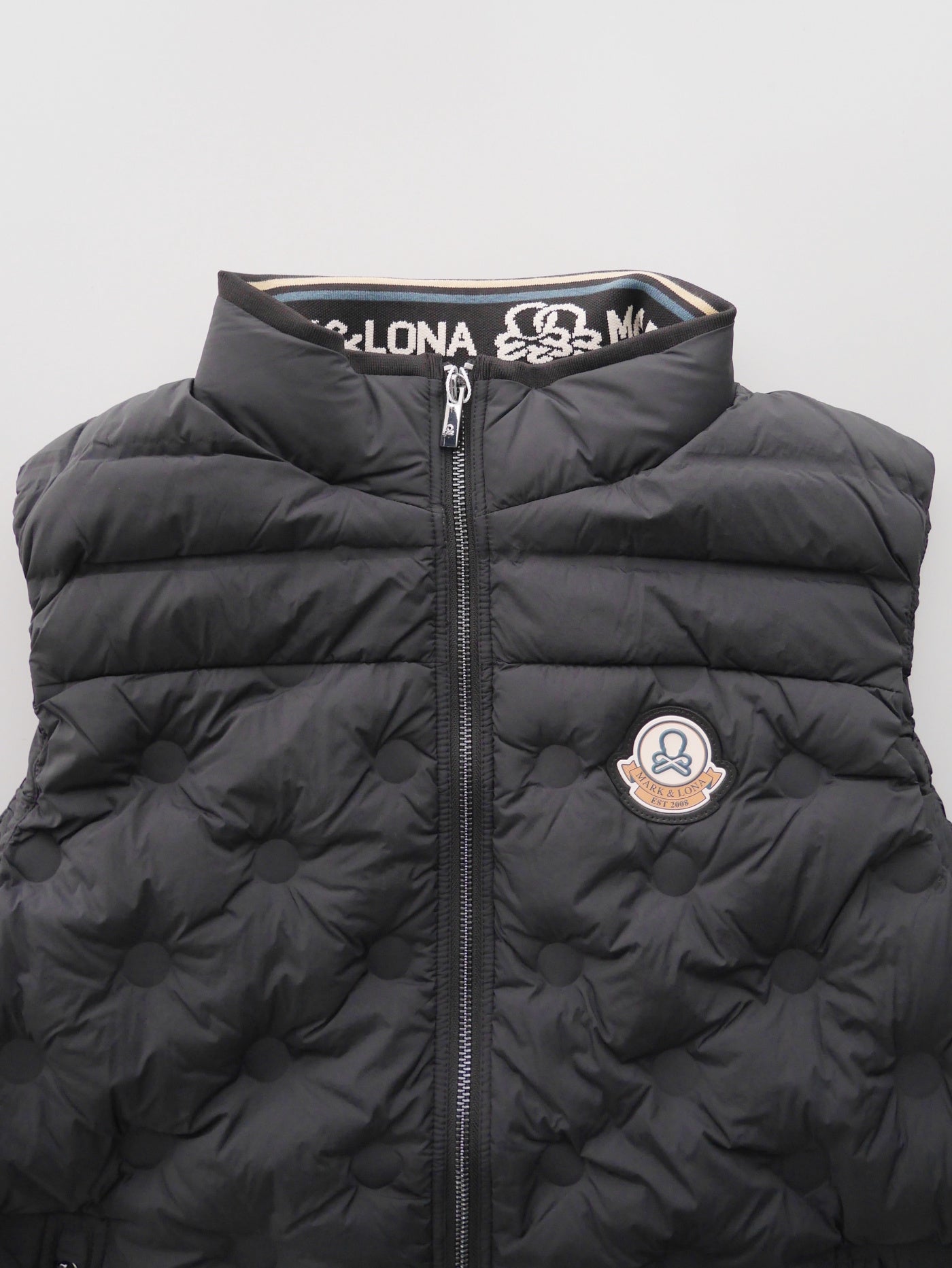 Synk Seamless Down Vest   | MEN / BLACK