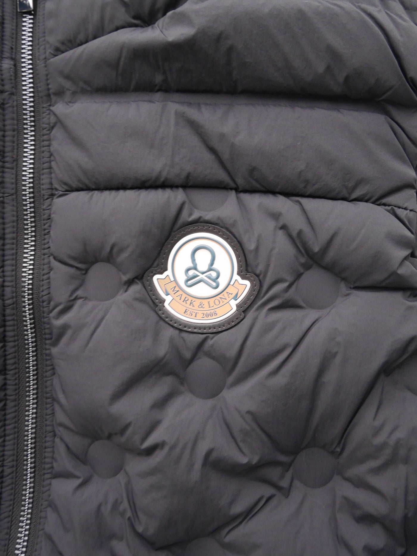 Synk Seamless Down Vest   | MEN / BLACK