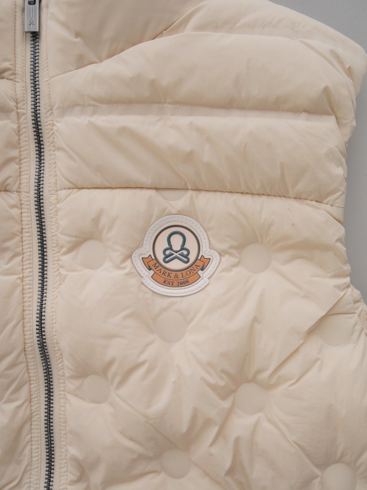 Synk Seamless Down Vest   | MEN / OFF.WHITE