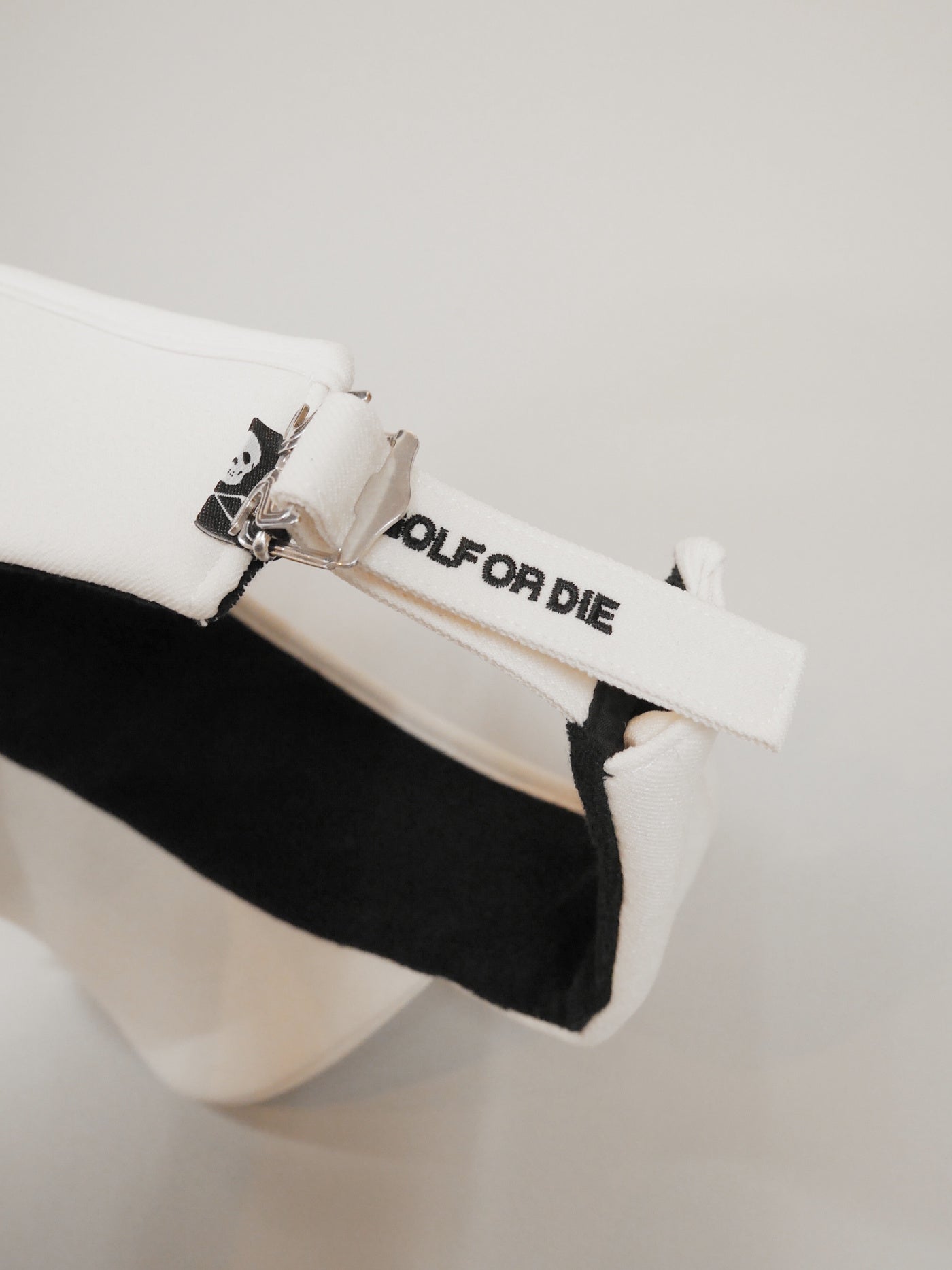 Spectra Wooly Visor | MEN and WOMEN / WHITE