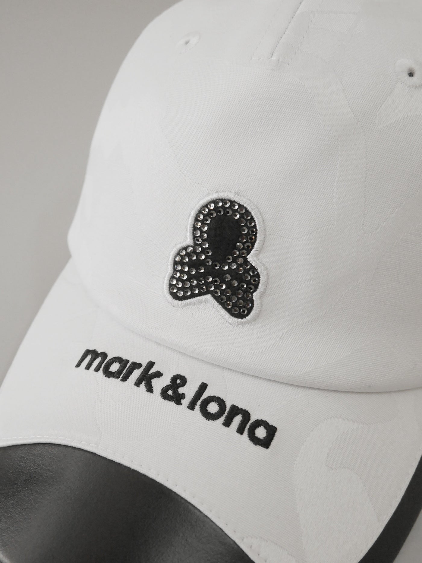 Gauge Crystal Icon Cap | MEN and WOMEN / WHITE