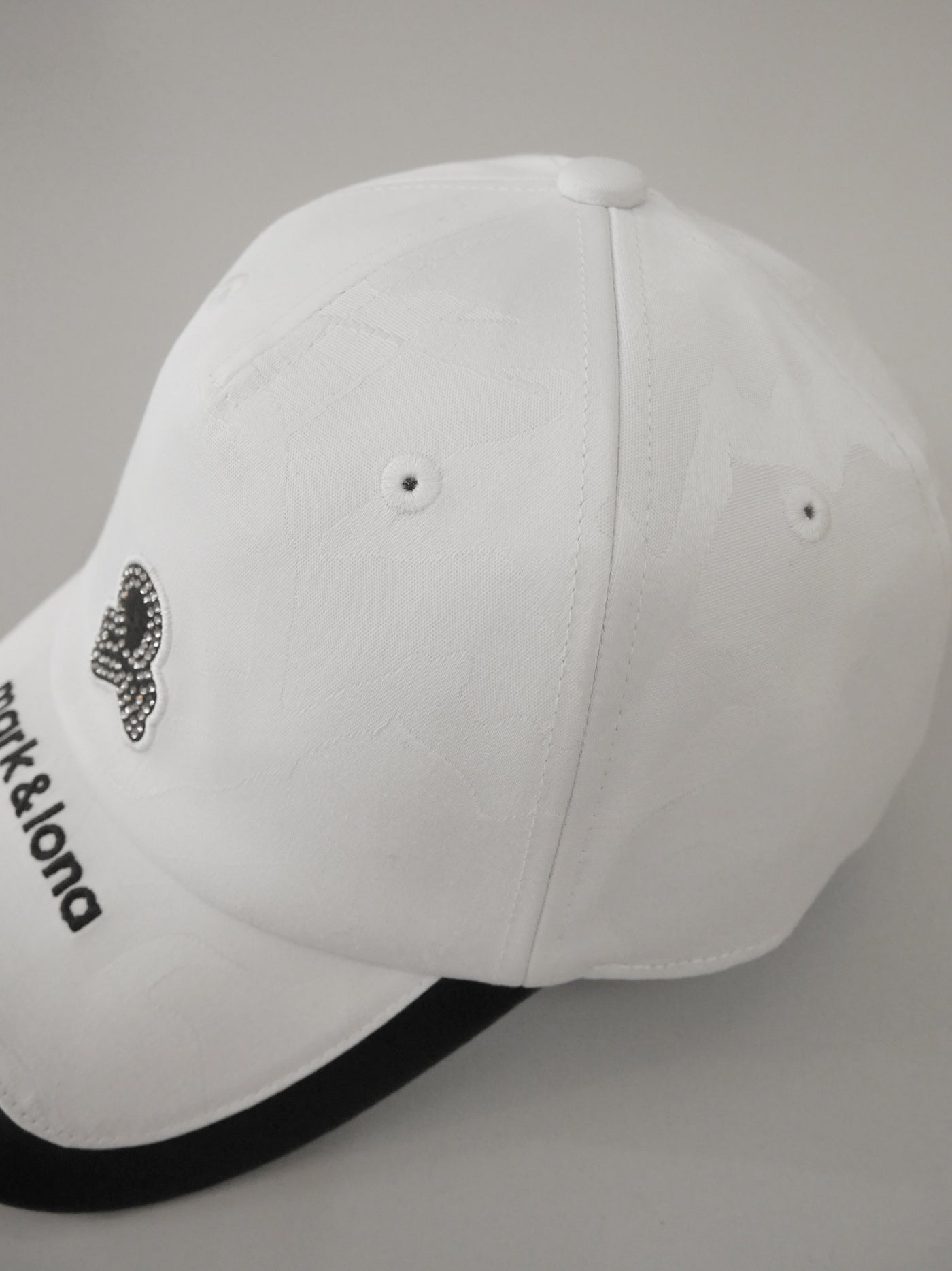 Gauge Crystal Icon Cap | MEN and WOMEN / WHITE