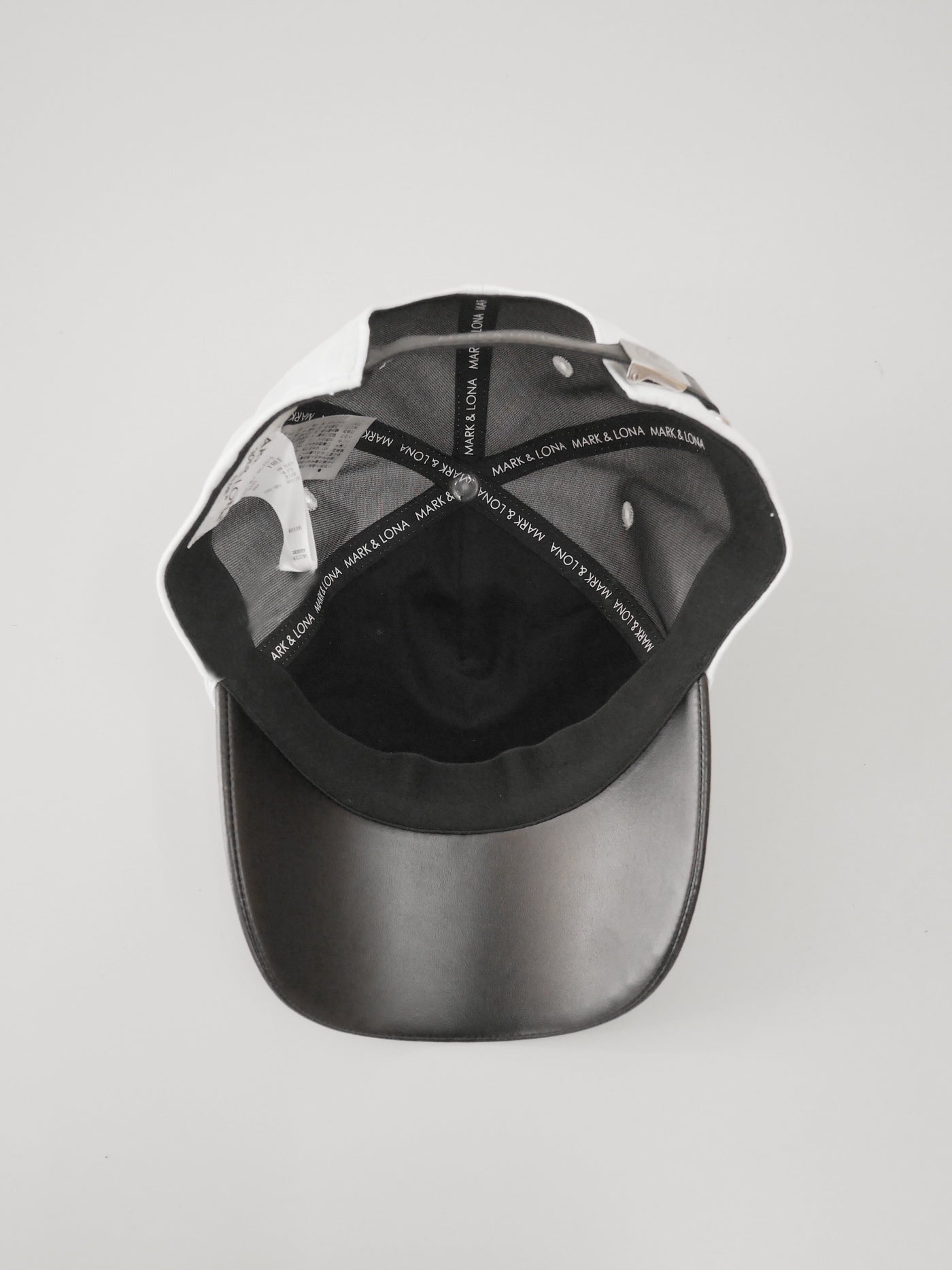 Gauge Crystal Icon Cap | MEN and WOMEN / WHITE