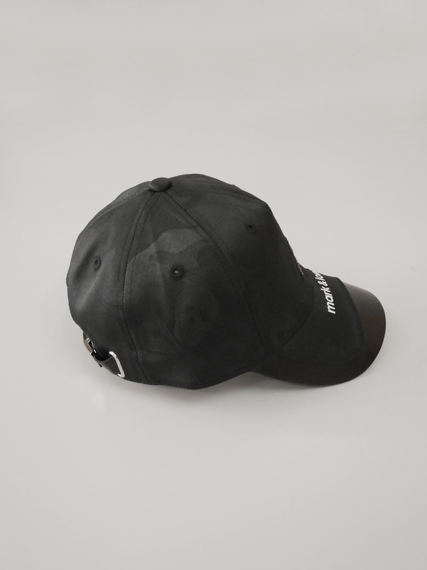 Gauge Crystal Icon Cap | MEN and WOMEN / BLACK