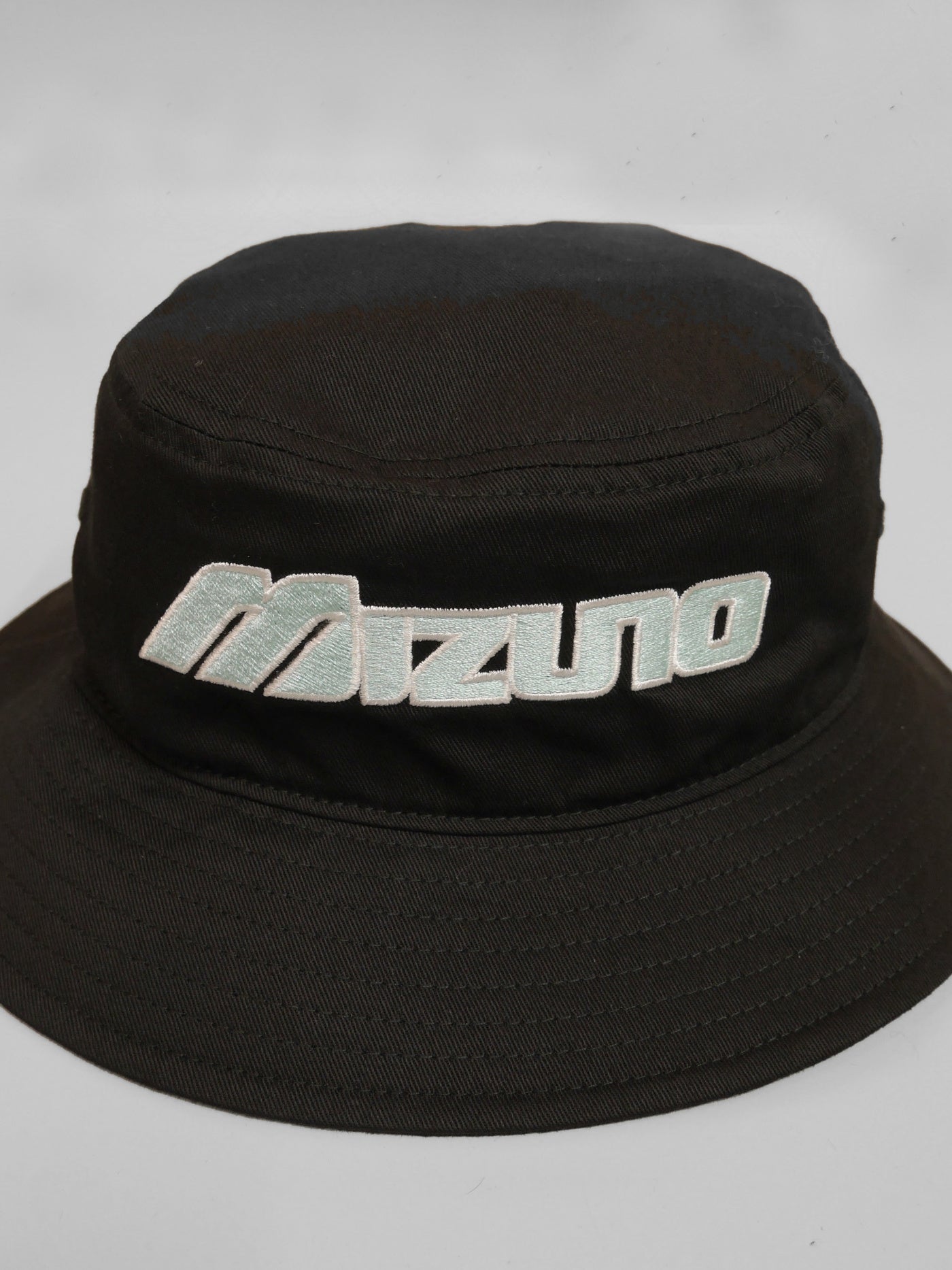 MIZUNO × NVG Classic Logo Bucket Hat / BLACK