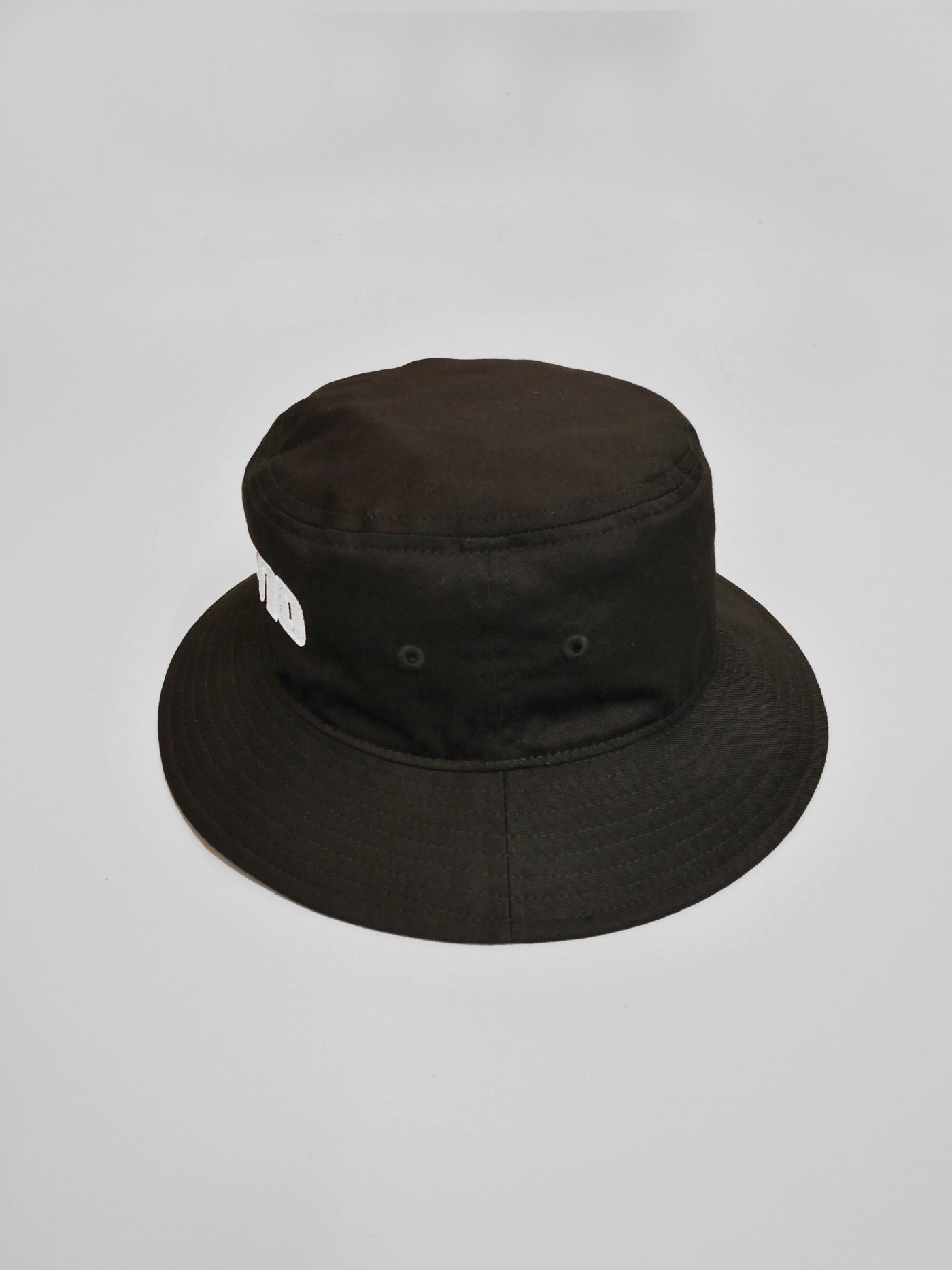 MIZUNO × NVG Classic Logo Bucket Hat / BLACK