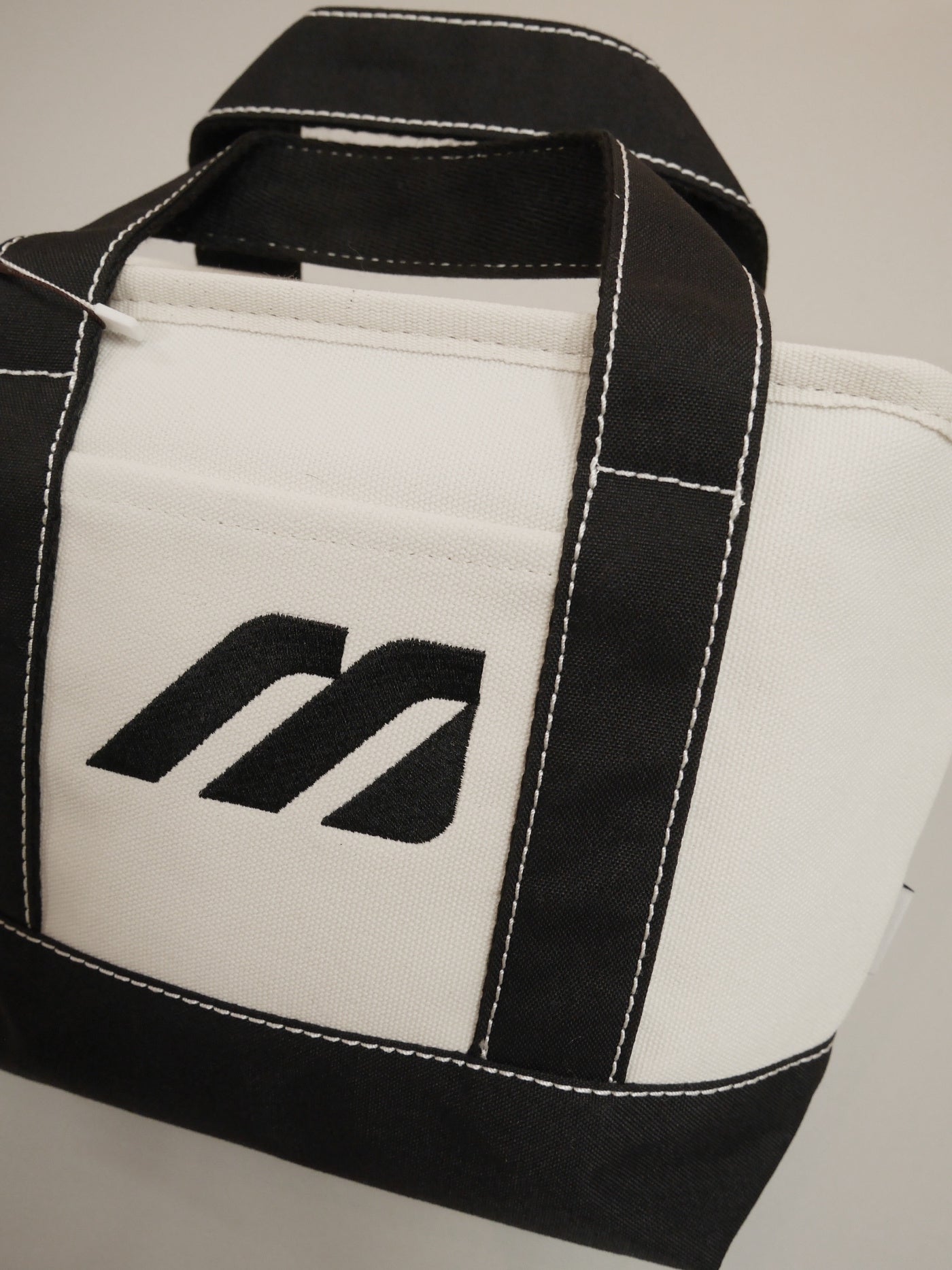 MIZUNO M Logo Cart Bag / BLACK