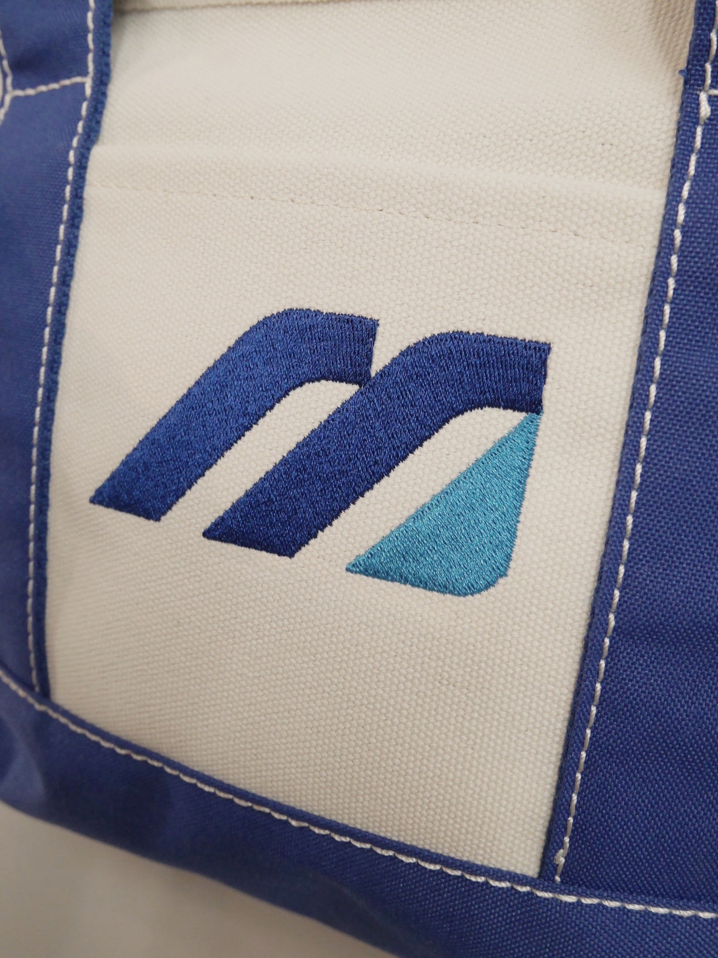 MIZUNO M Logo Cart Bag / BLUE