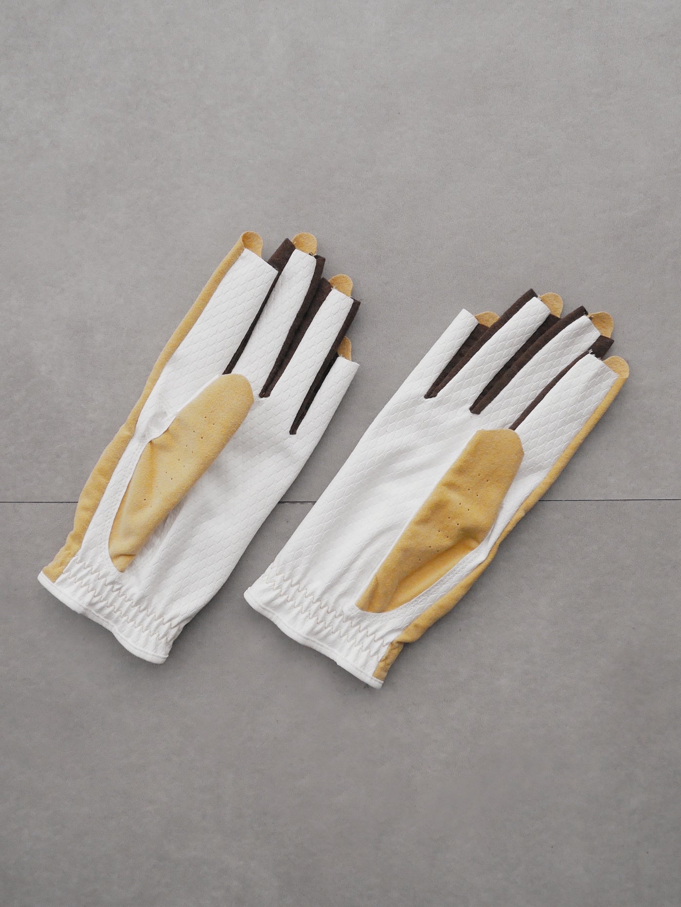 Vibrant Bicolor Suede Gloves[Pair] | WOMEN / YELLOW