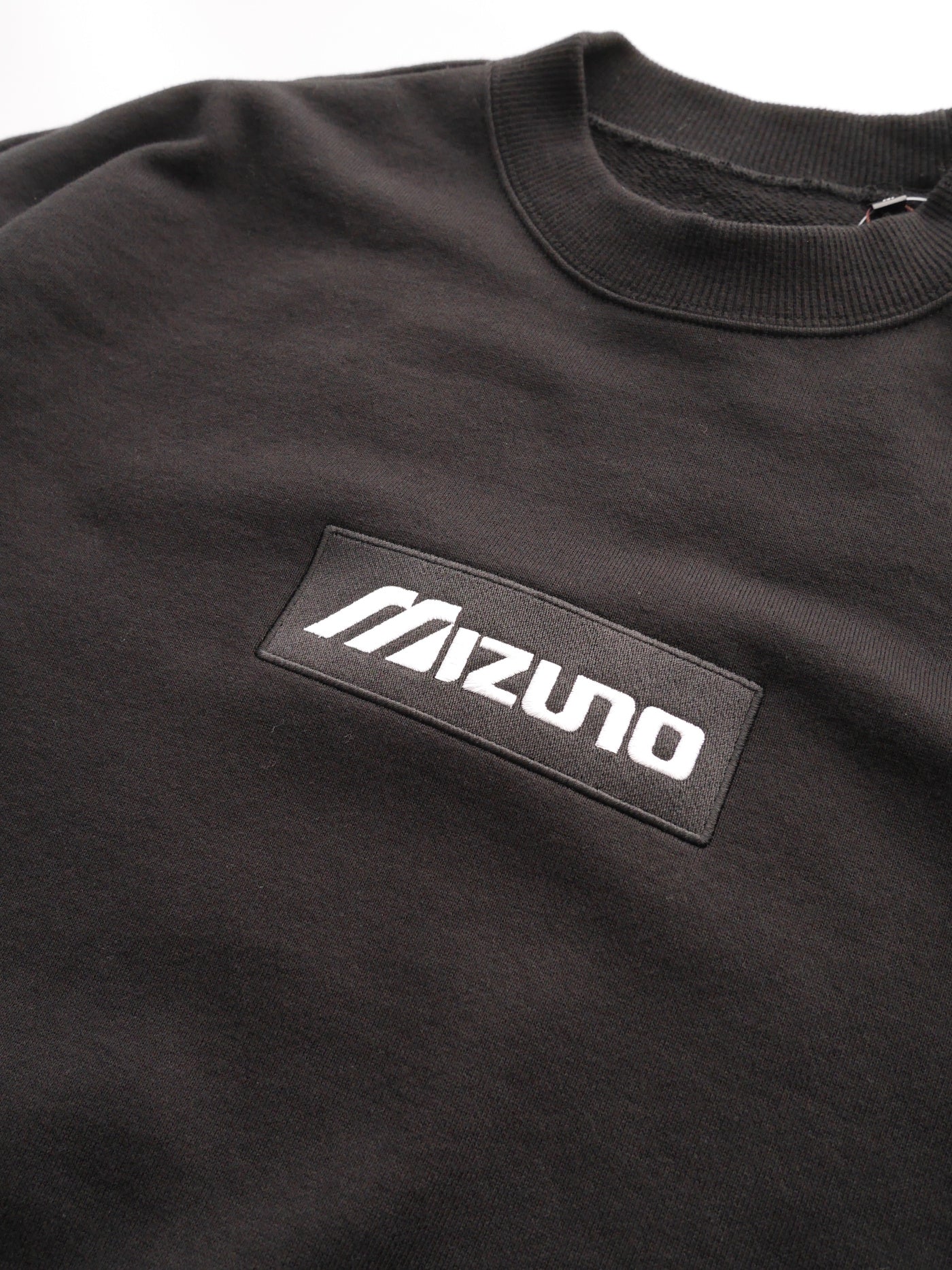 MIZUNO M Logo  Crew Sweat (BLACK)